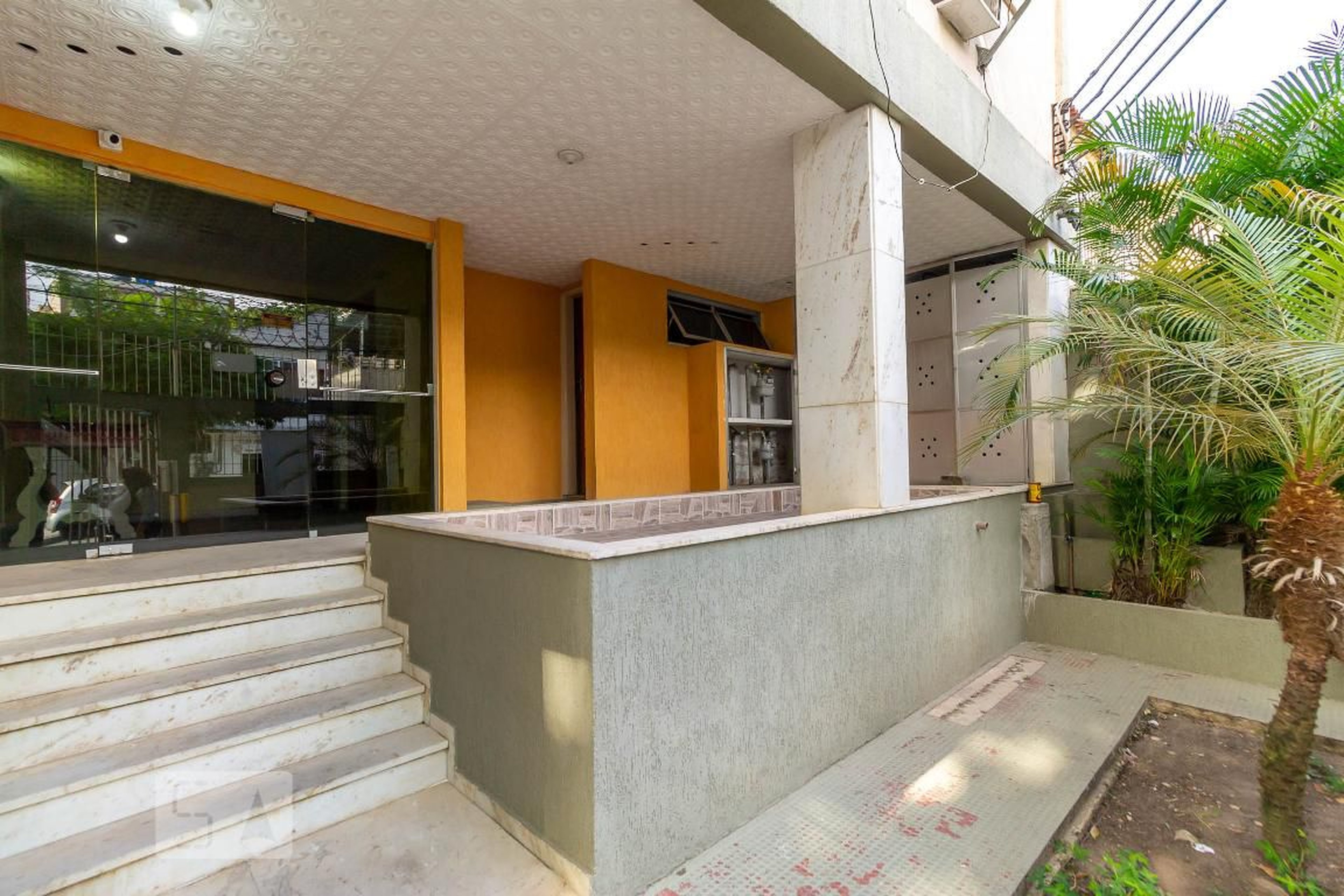 Entrada - Edifício Marcelo e Renata