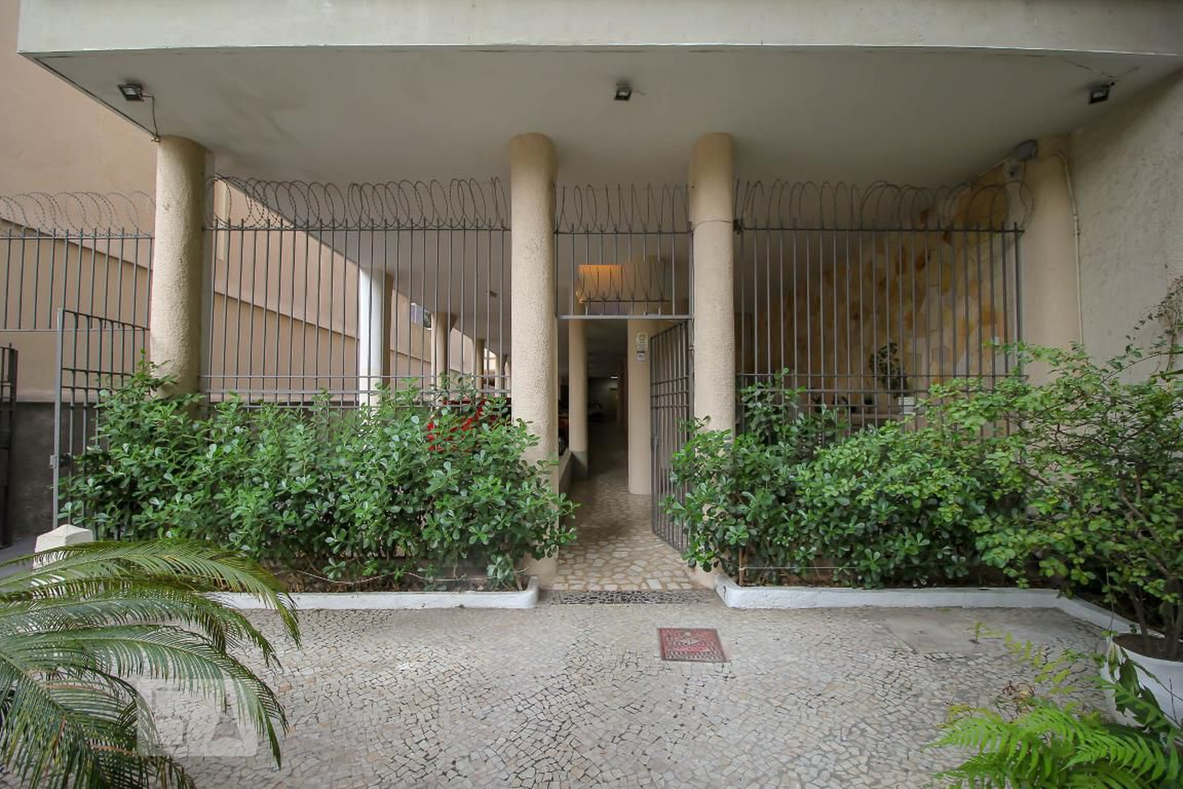 Entrada do Prédio - Diderot