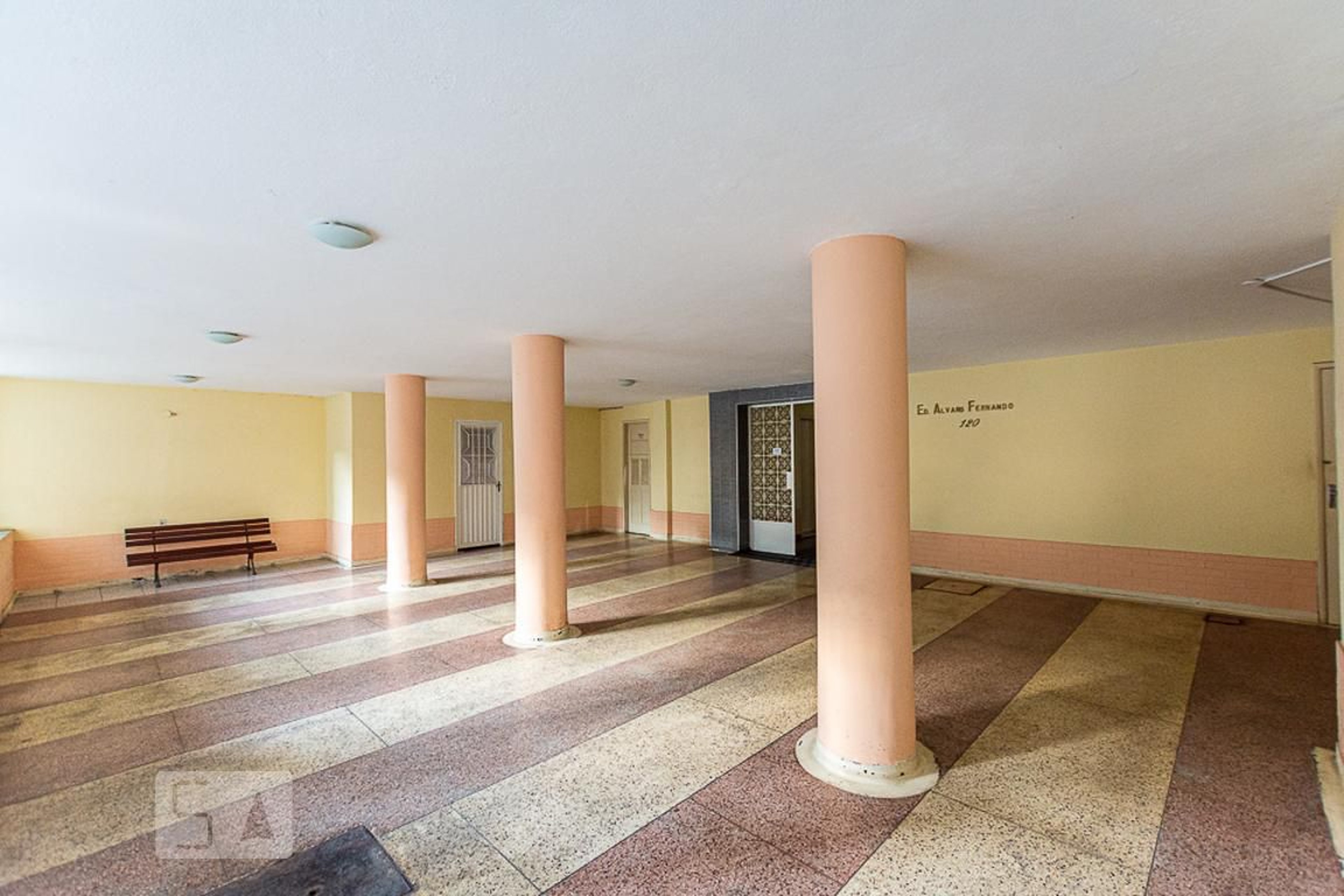 Entrada - Edifício Alvaro Fernando