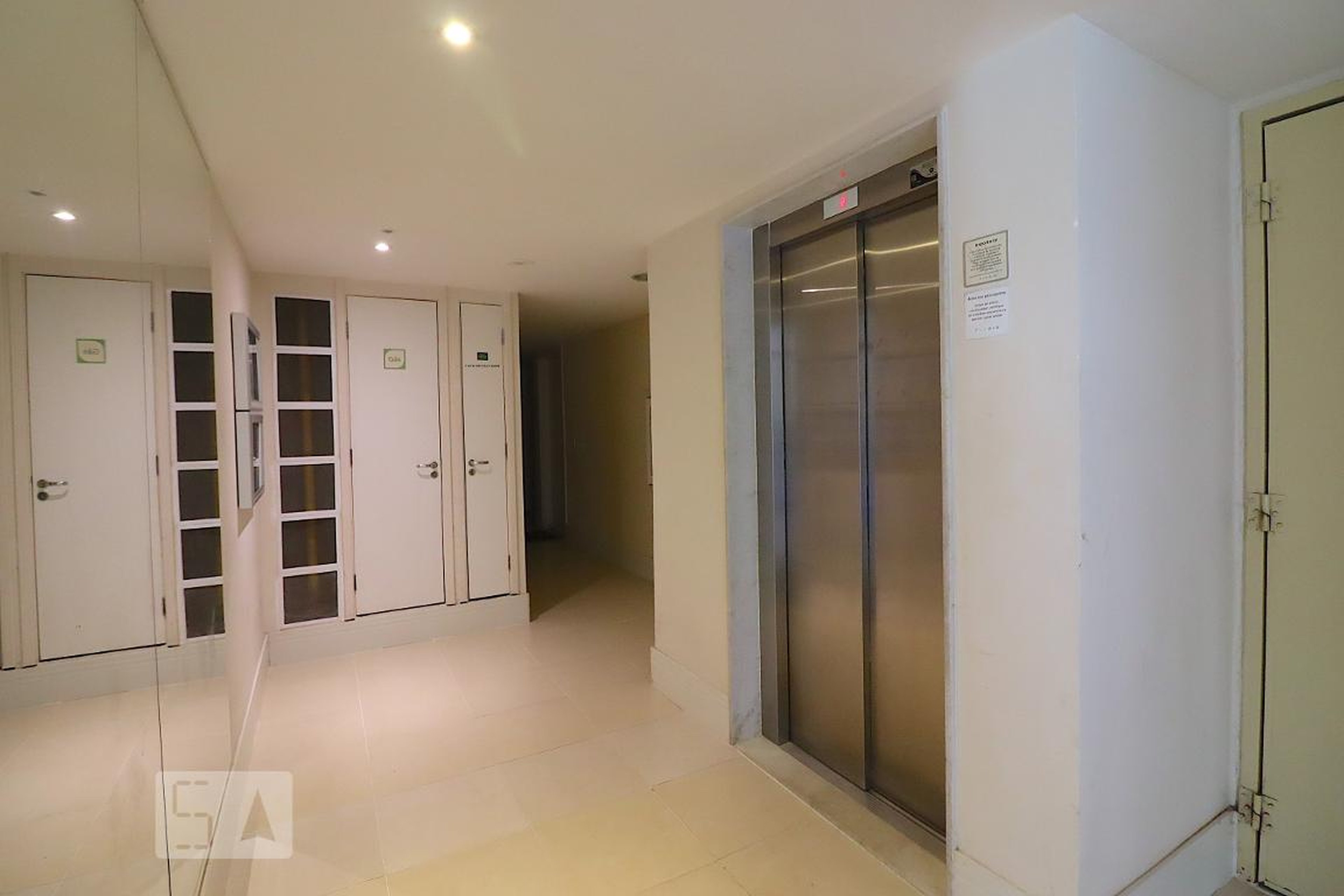 Elevador - Floris Bosque Residencial