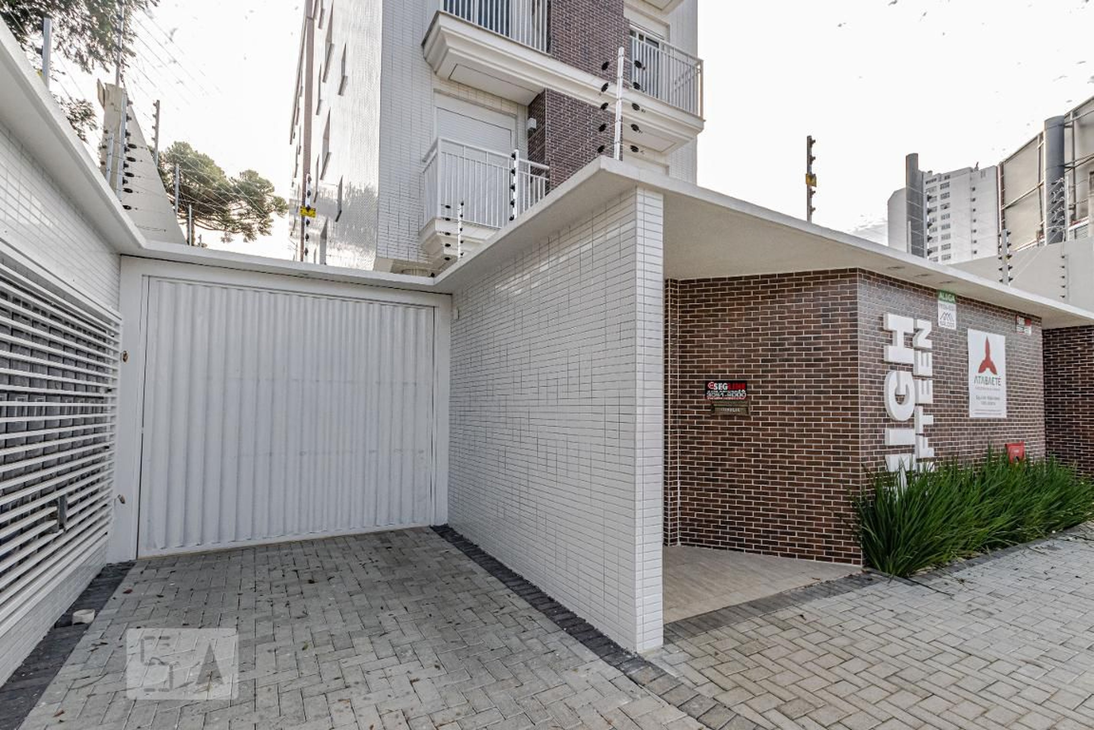 Fachada Condomínio em Rua Almirante Tamandaré, 201