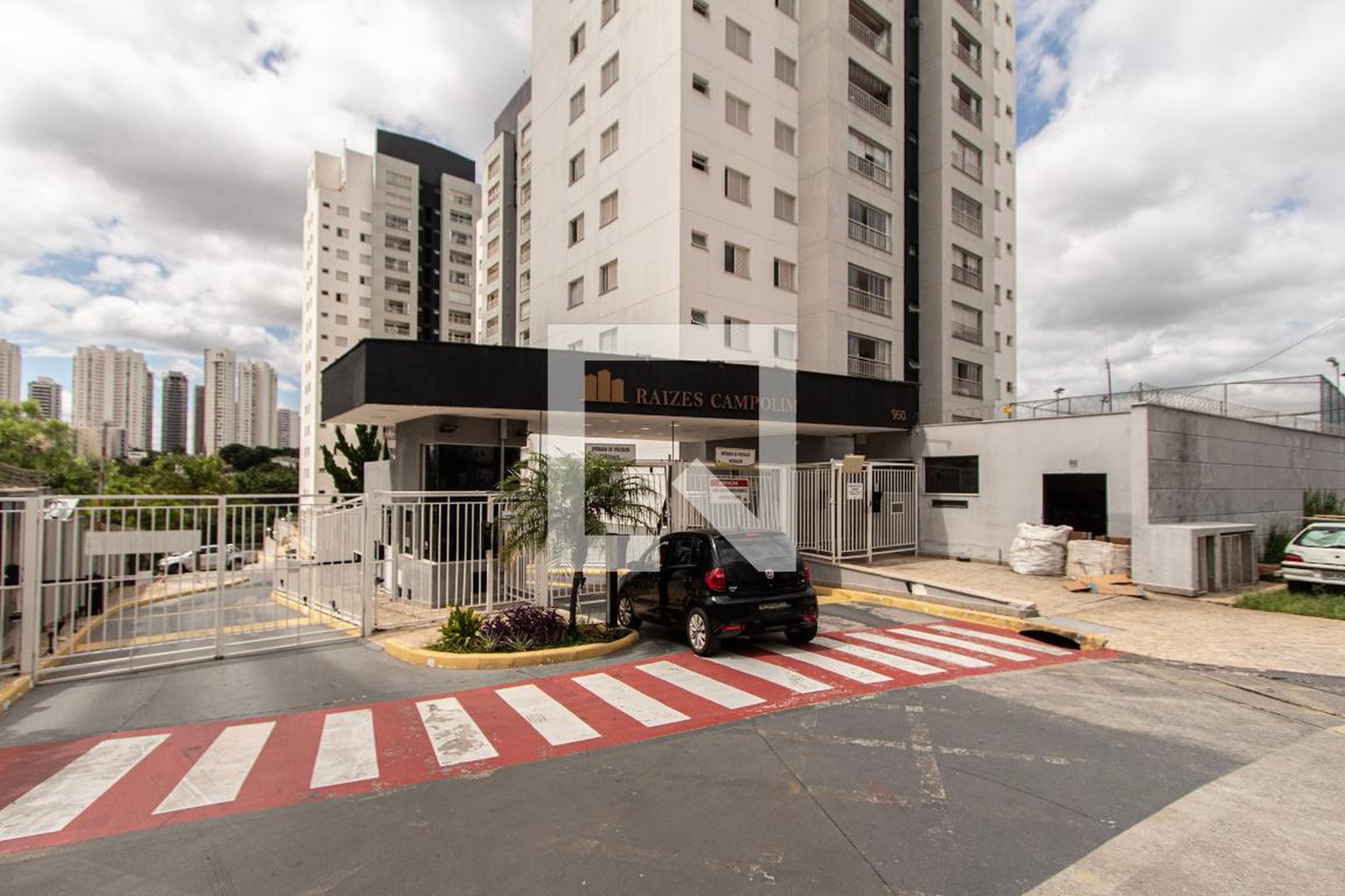 Fachada Condomínio Raízes Campolim