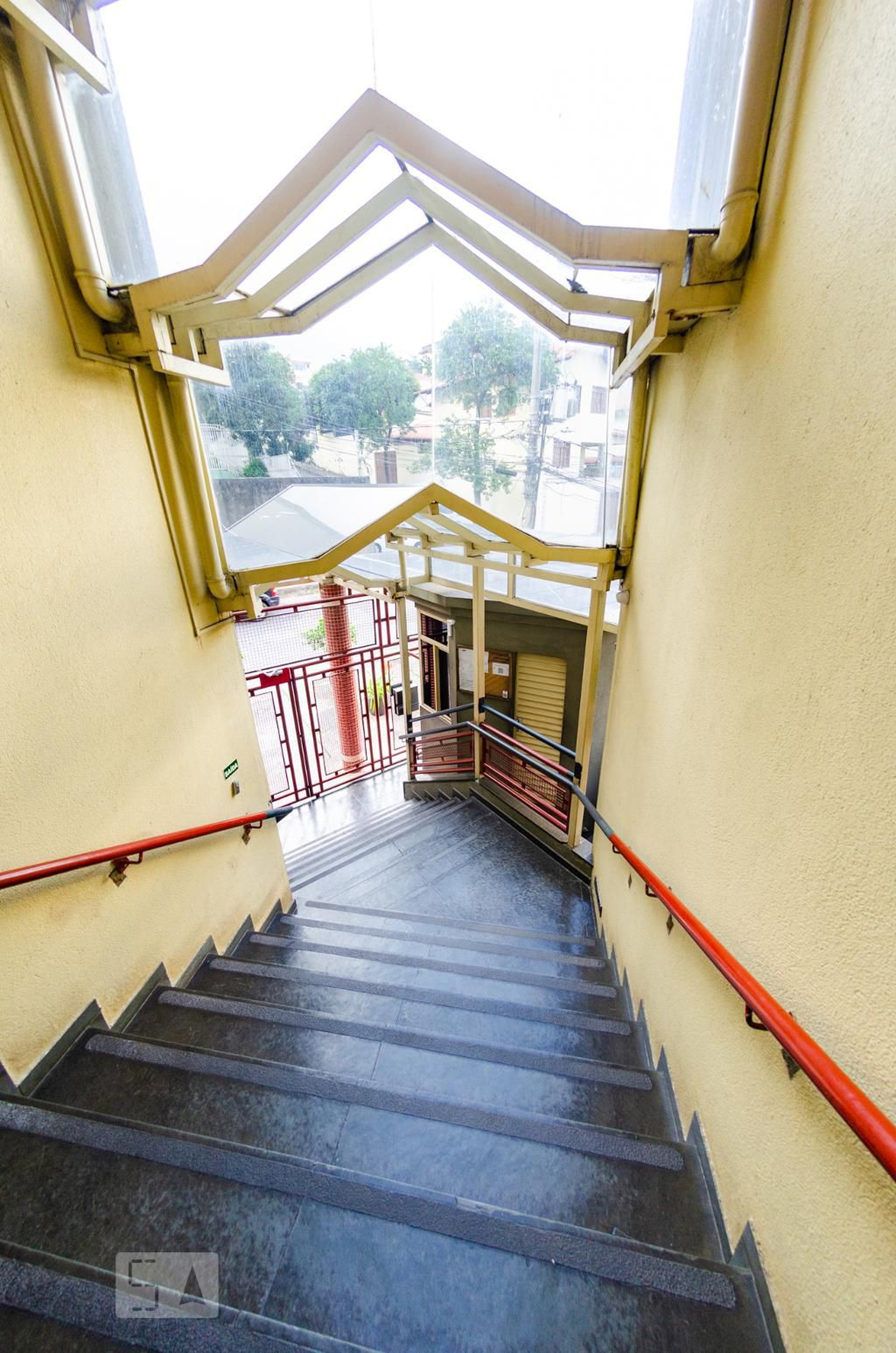 Entrada - Edifício Monte Verde