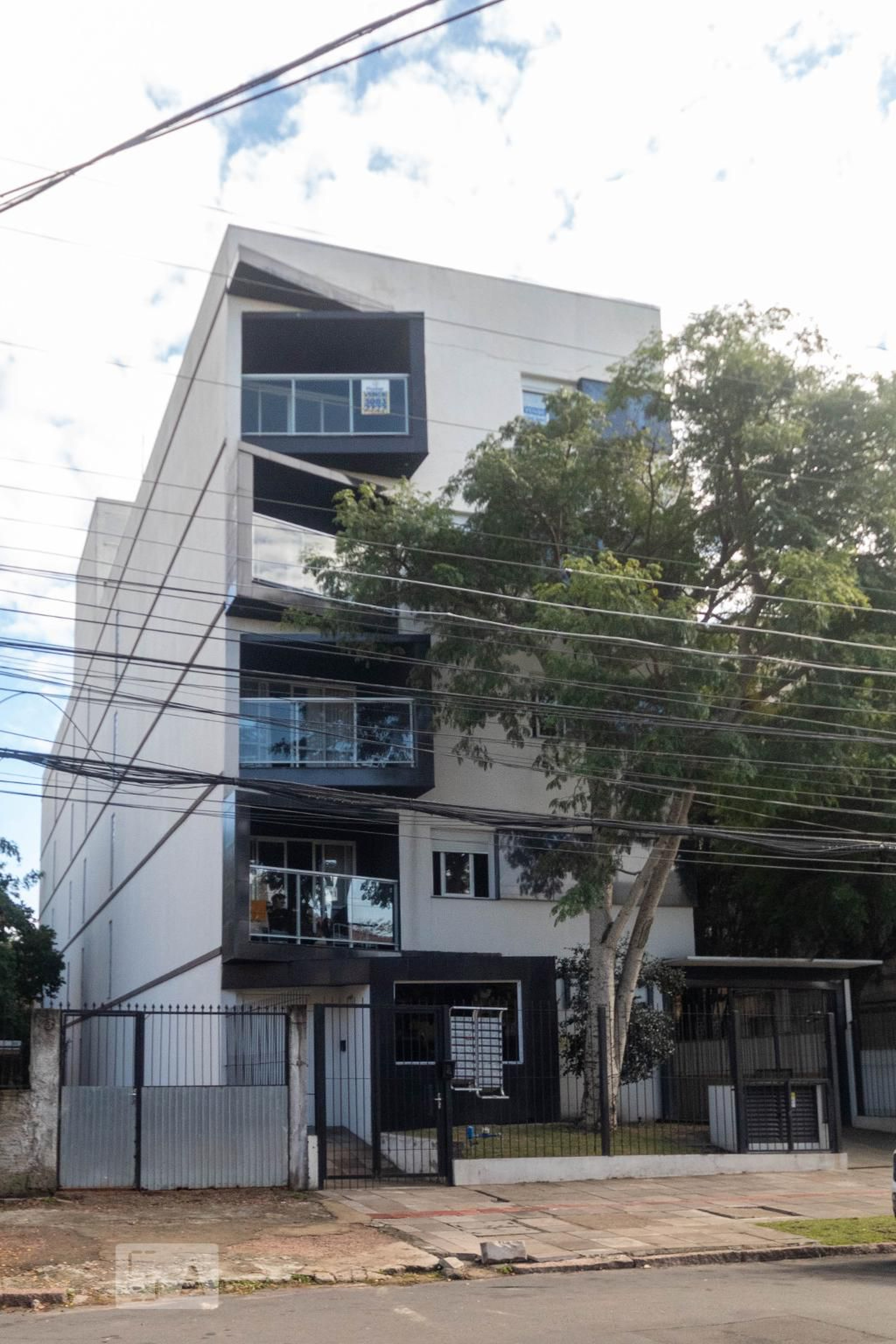 Fachada do Prédio Condomínio em Travessa Serafim Terra, 63