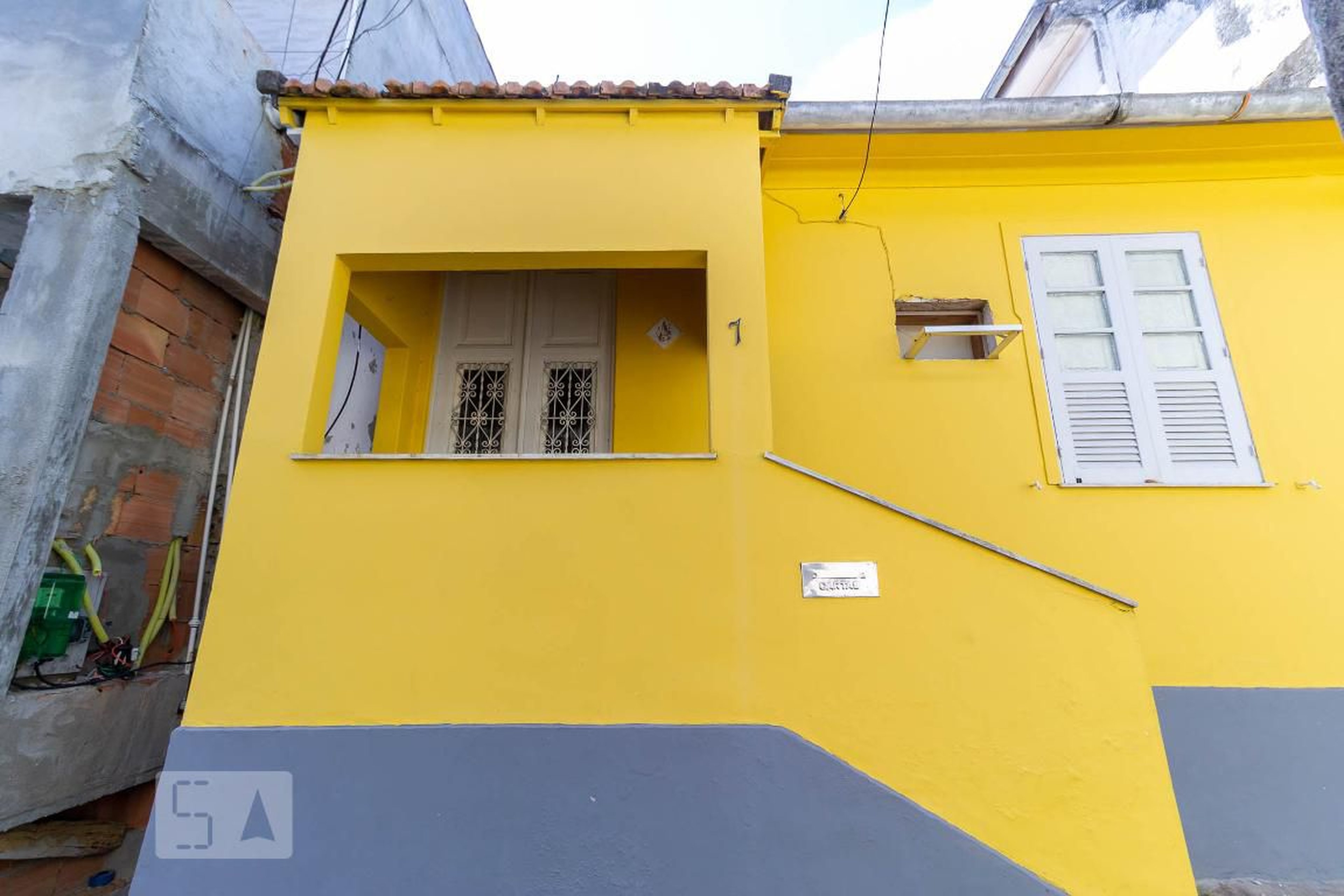 Fachada Condomínio em Rua Djalma Dutra, 469