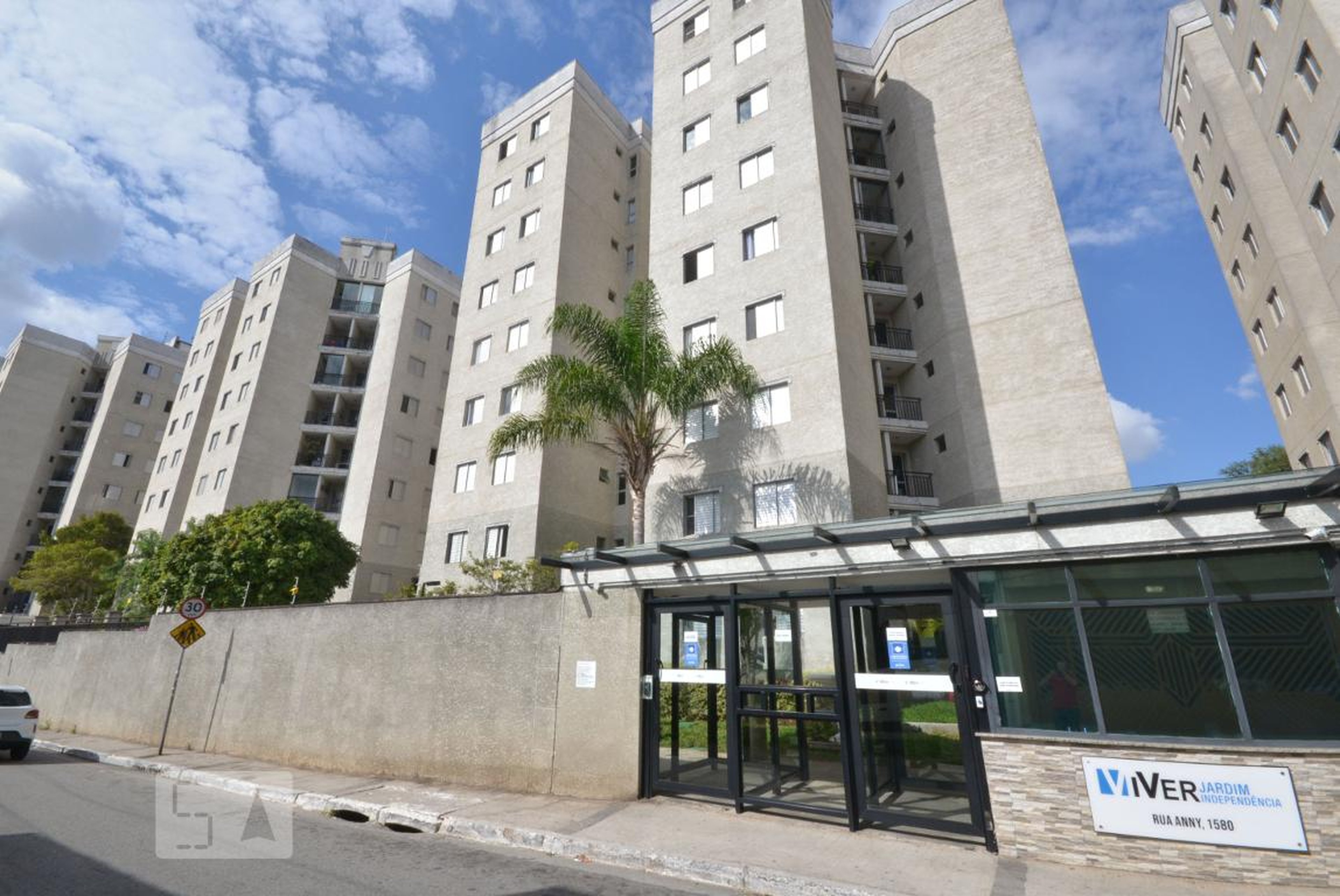 Fachada do Prédio Condomínio Viver Jardim Independência