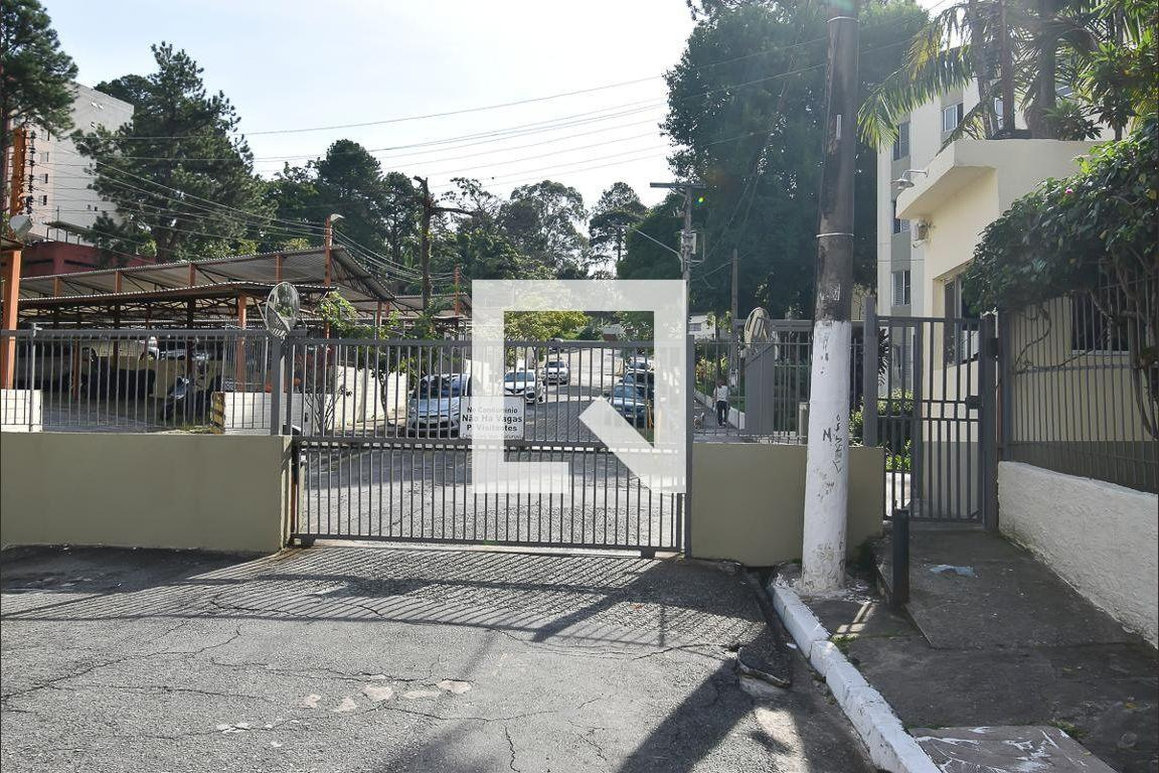 Fachada Condomínio Maria C C Dias