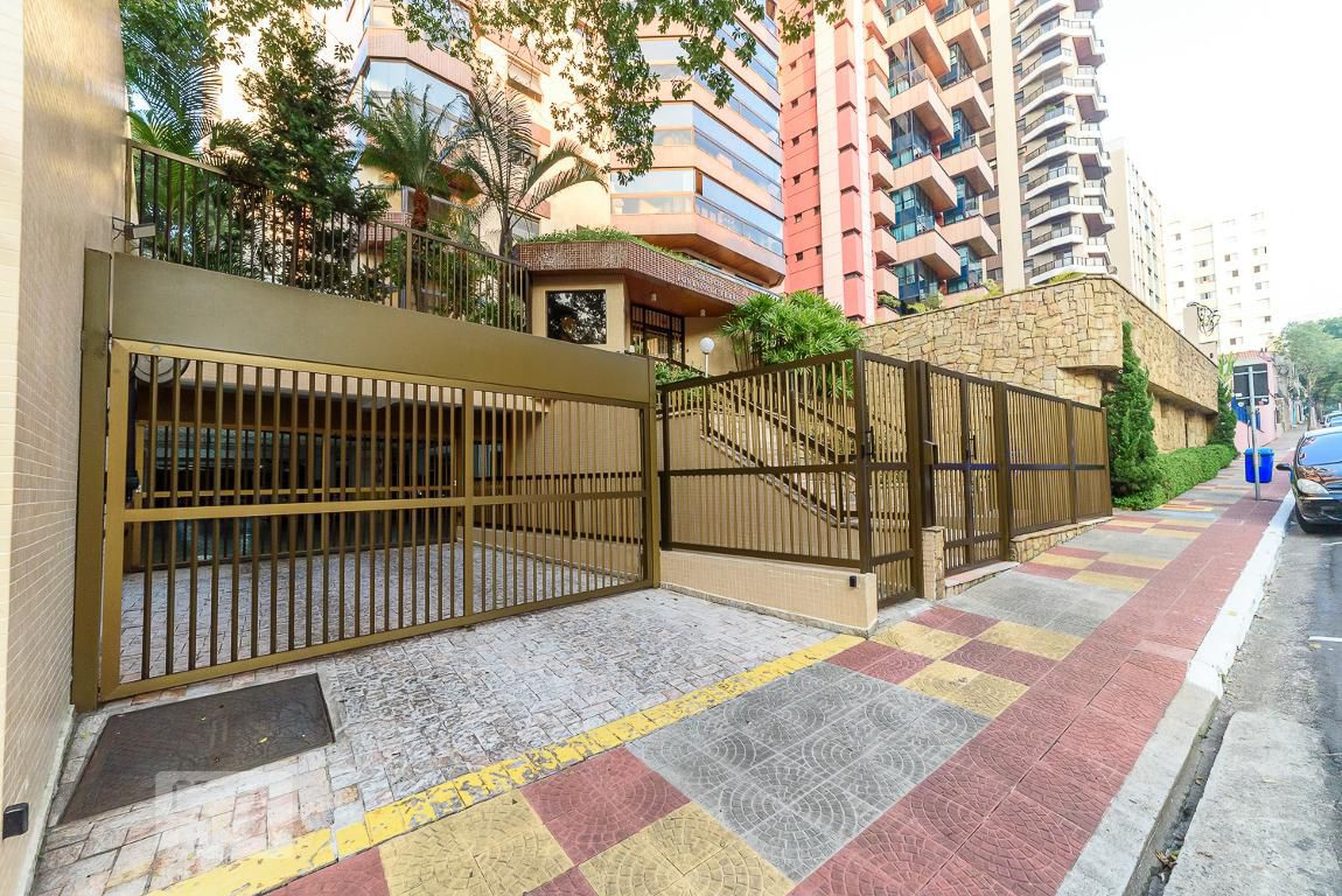 Fachada do Condomínio Condomínio Fontana di Trevi