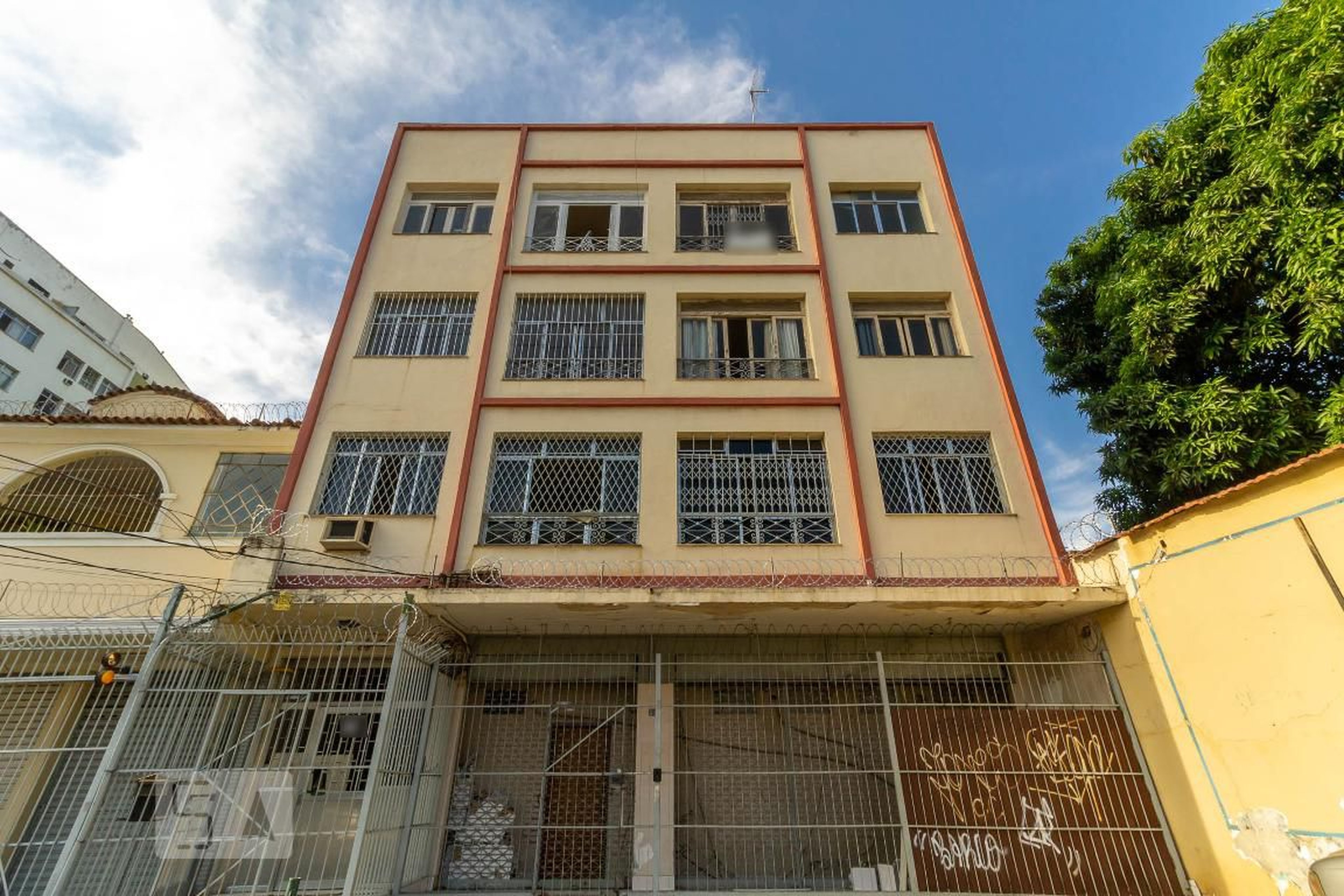 Fachada Condomínio Elizabeth