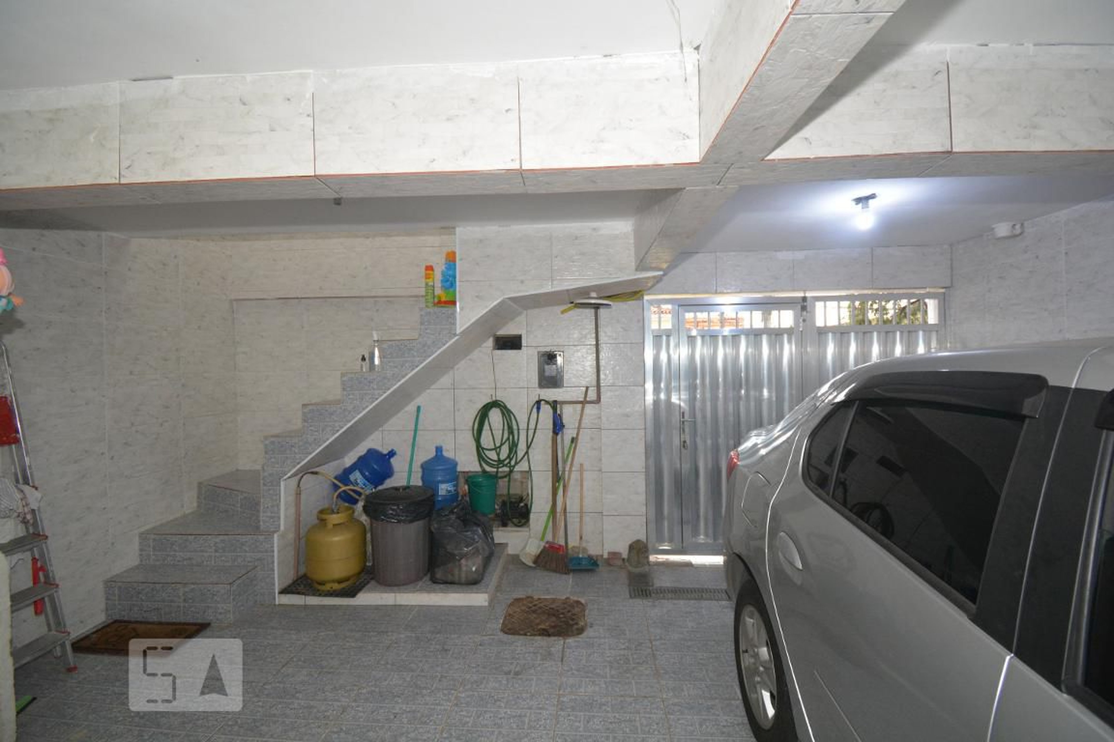 Fachada Condomínio em Rua Francisco Vale, 77