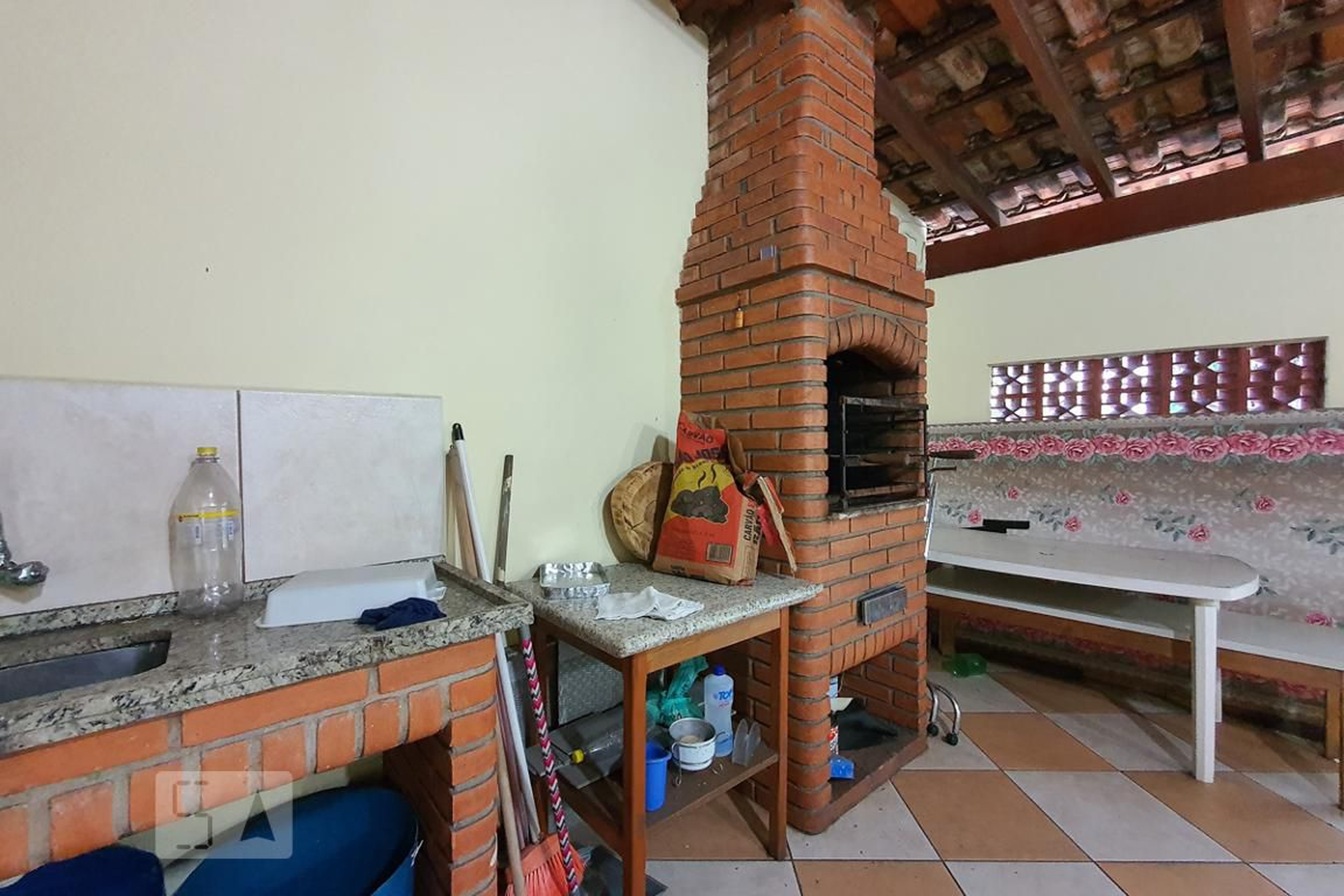 Churrasqueira Condomínio em Rua José Pereira Barreto, 249