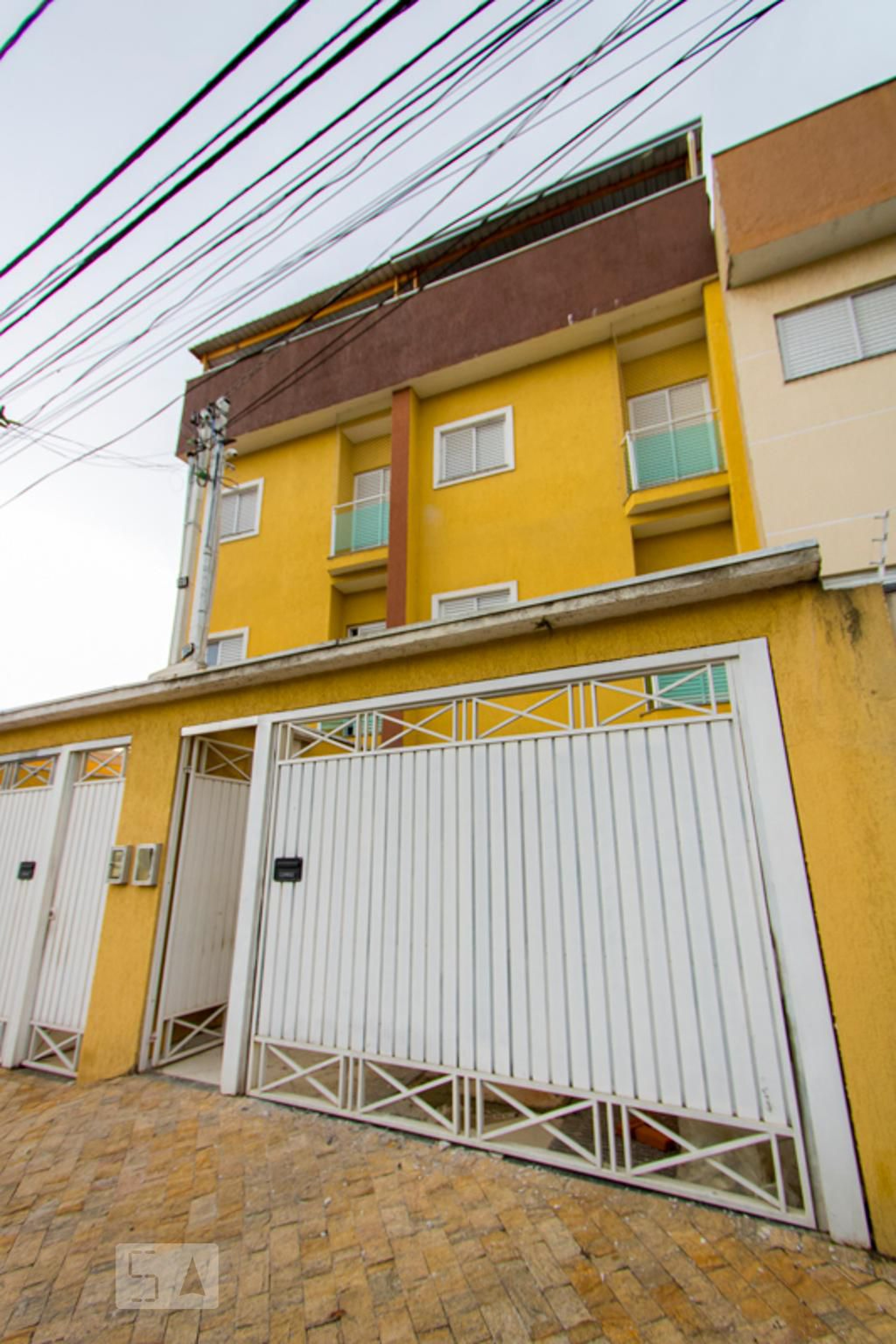 Fachada Condomínio em Rua América Central, 227