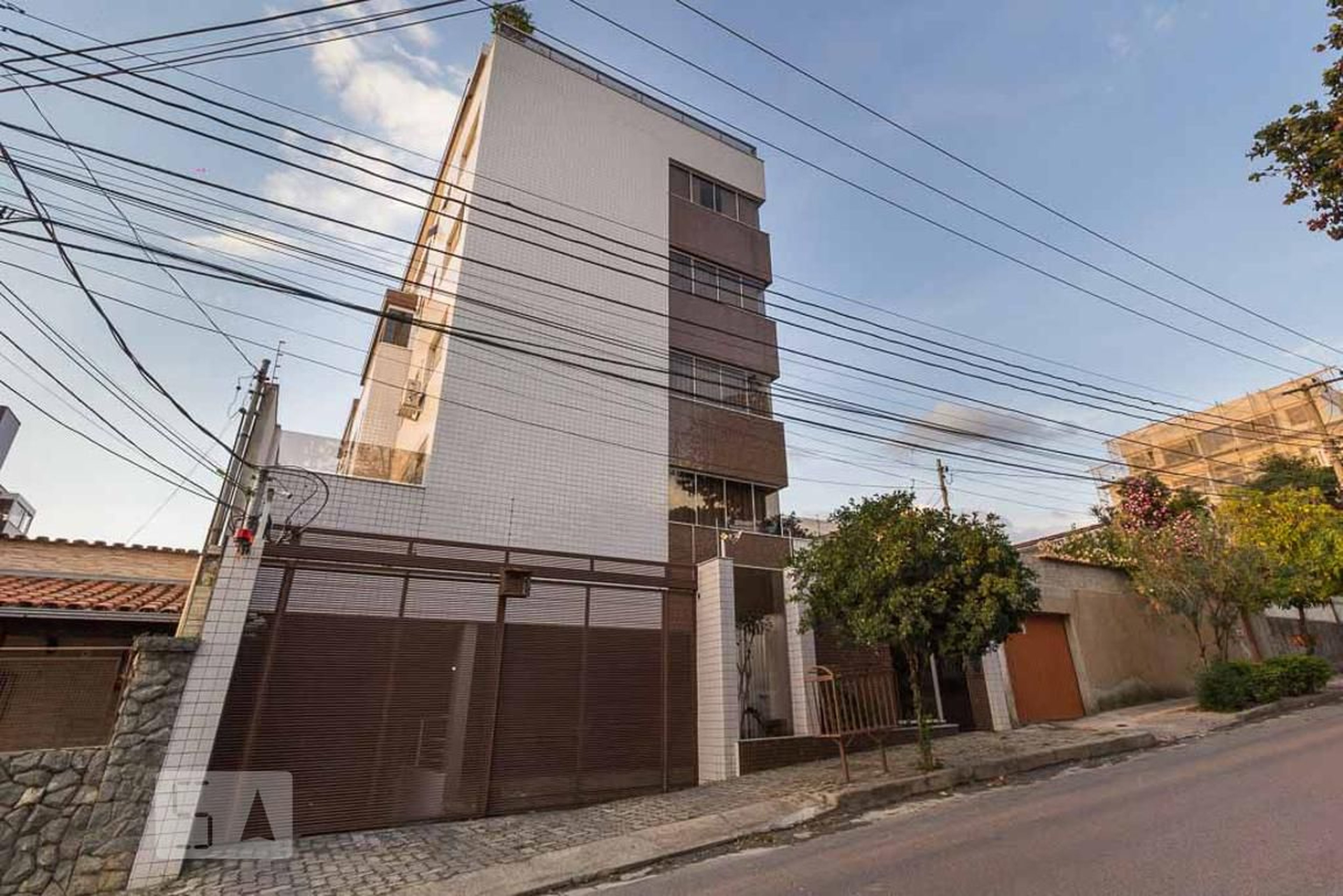 Fachada Condomínio em Rua dos Aeronáutas, 301
