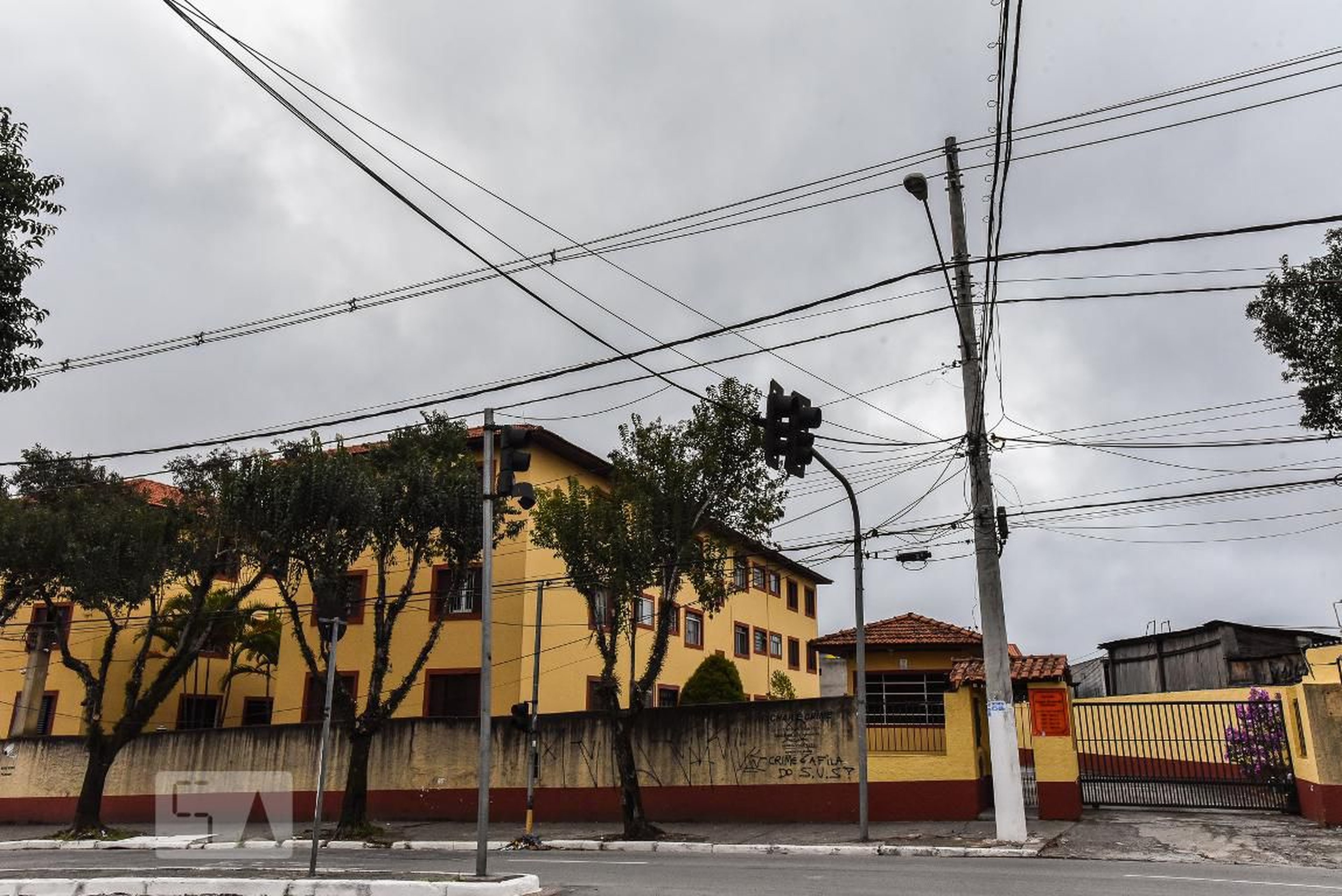 Fachada Condomínio Conjunto Residencial Bandeirantes
