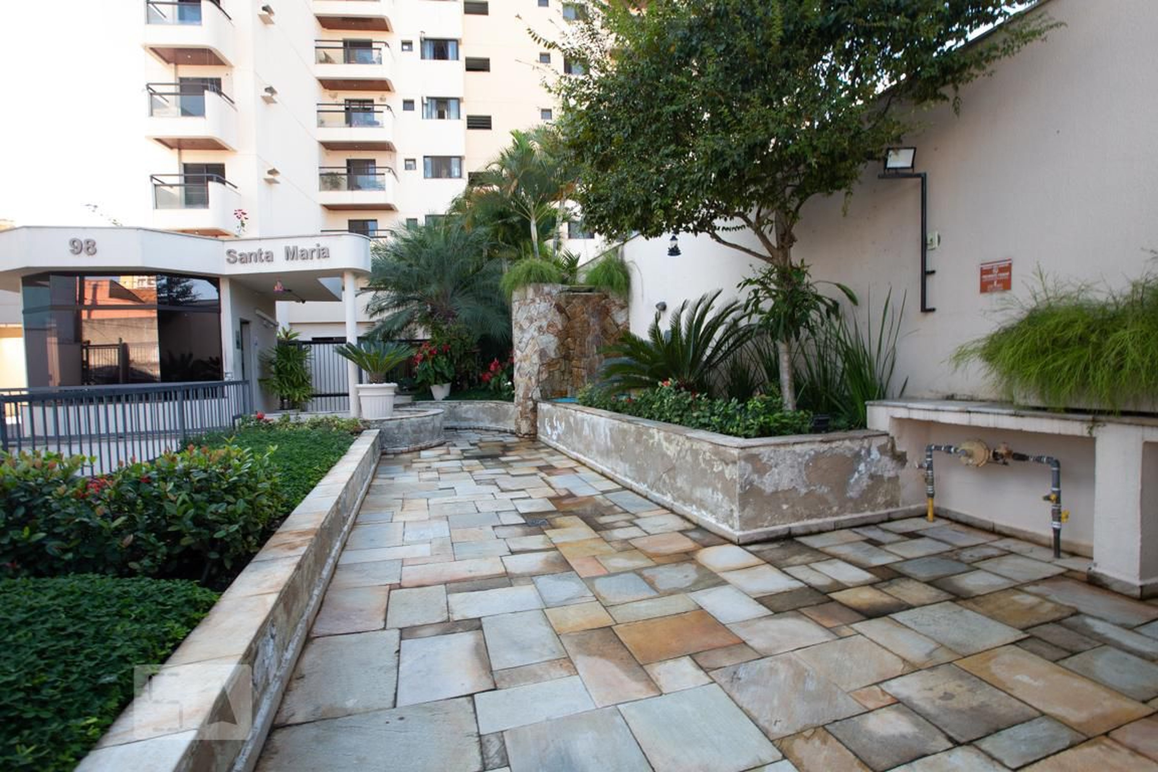 Entrada - Edifício Santa Maria