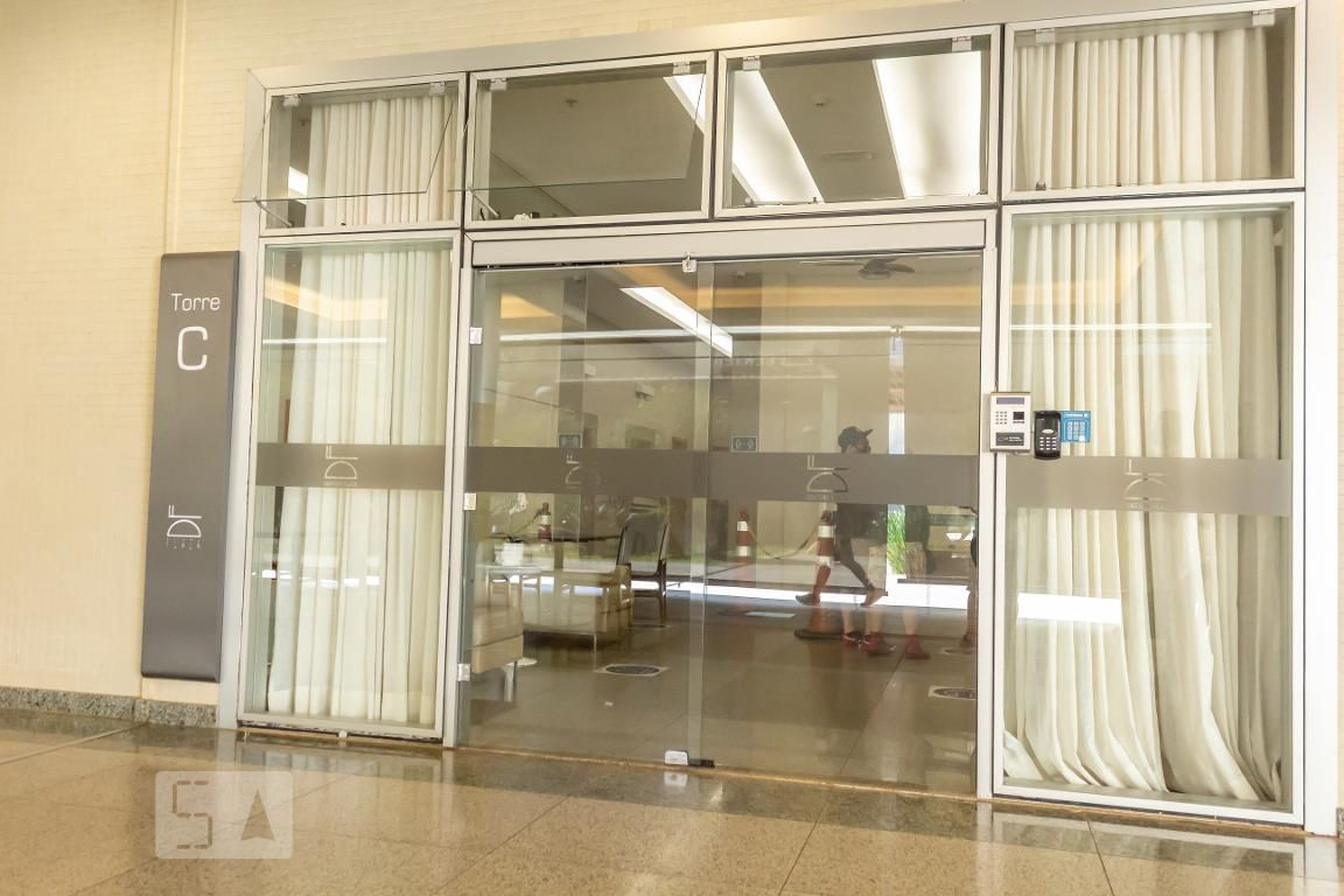 Hall de Entrada Condomínio DF Century Plaza
