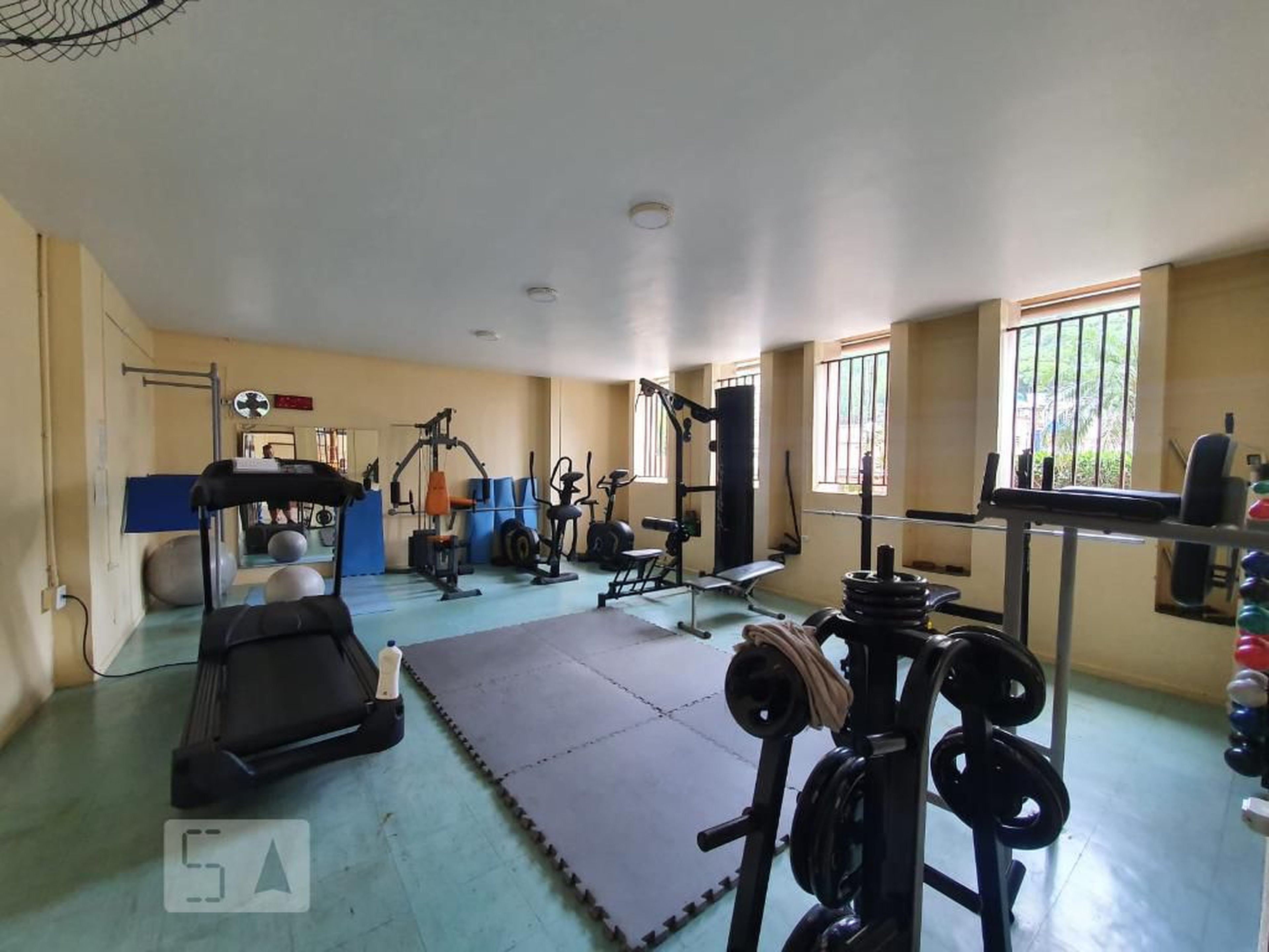 Academia - Edifício Bandeirante Pedro Lobo