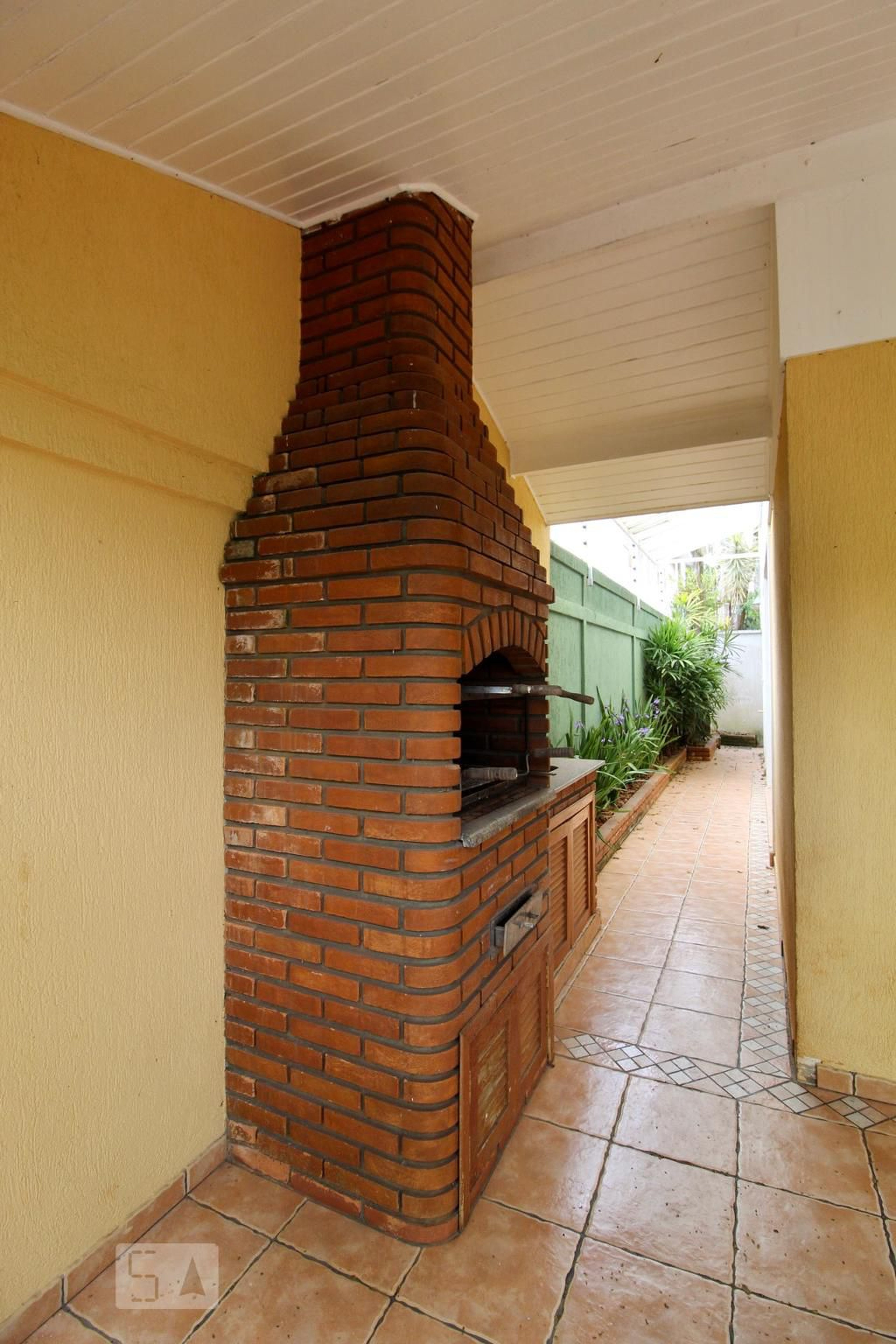 Churrasqueira - Parque das Árvores