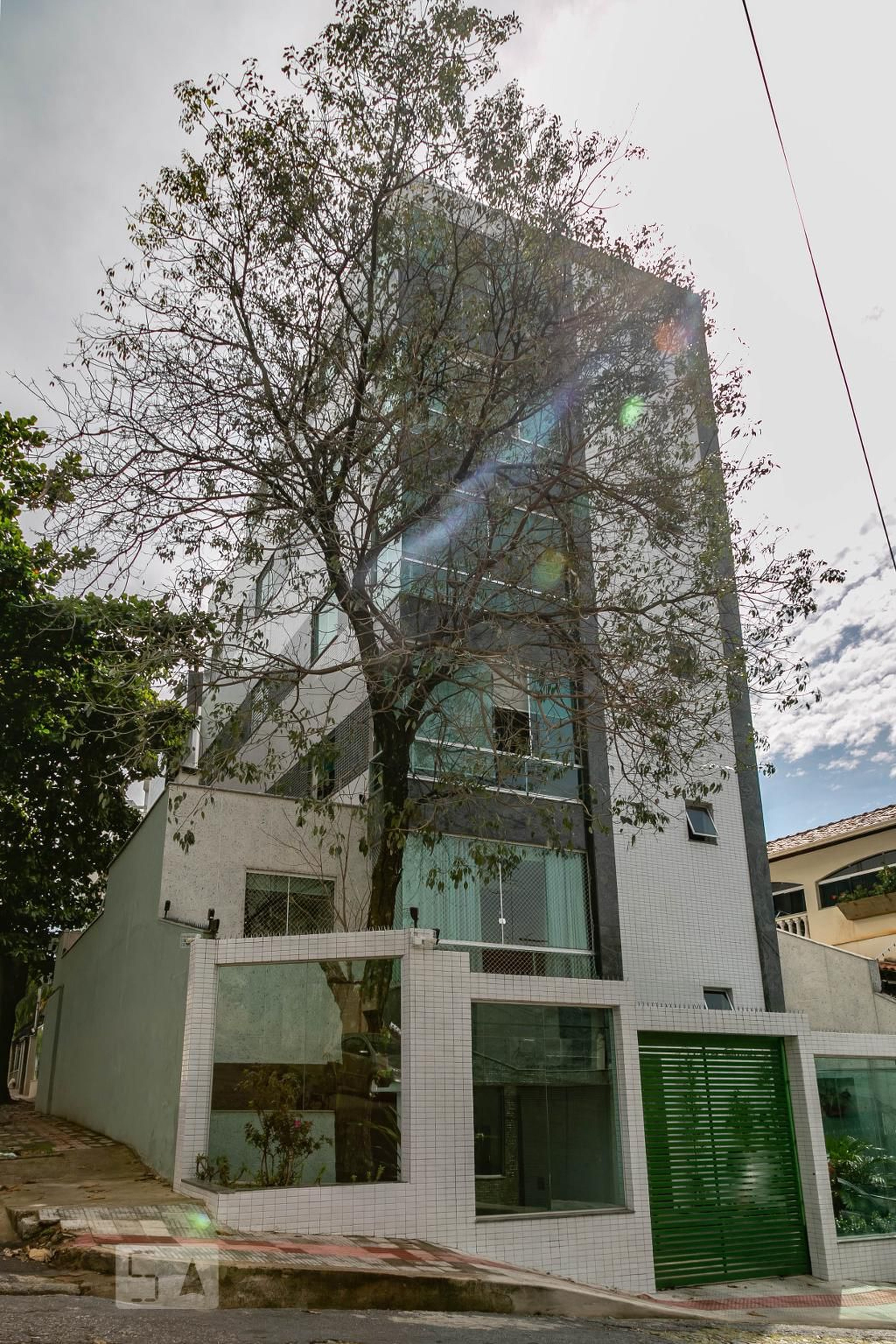 Fachada Condomínio em Rua Lopes Trovão, 193