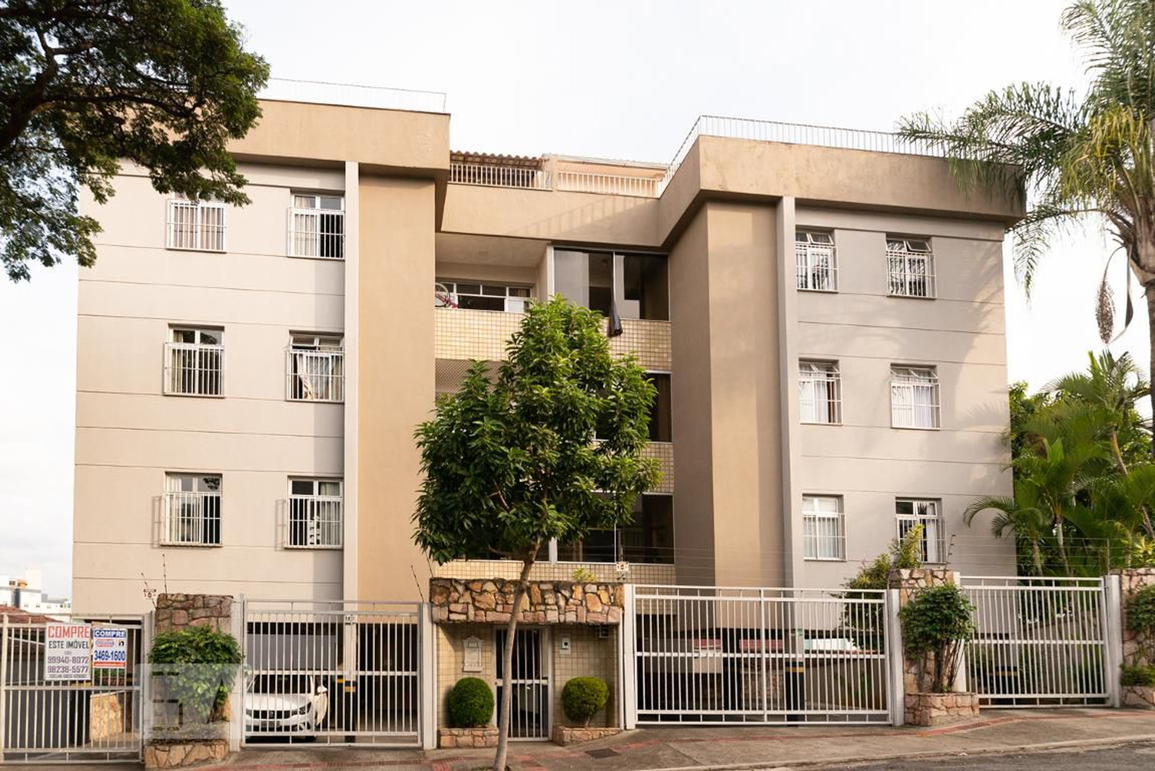 Fachada Condomínio em Rua Carioca, 771