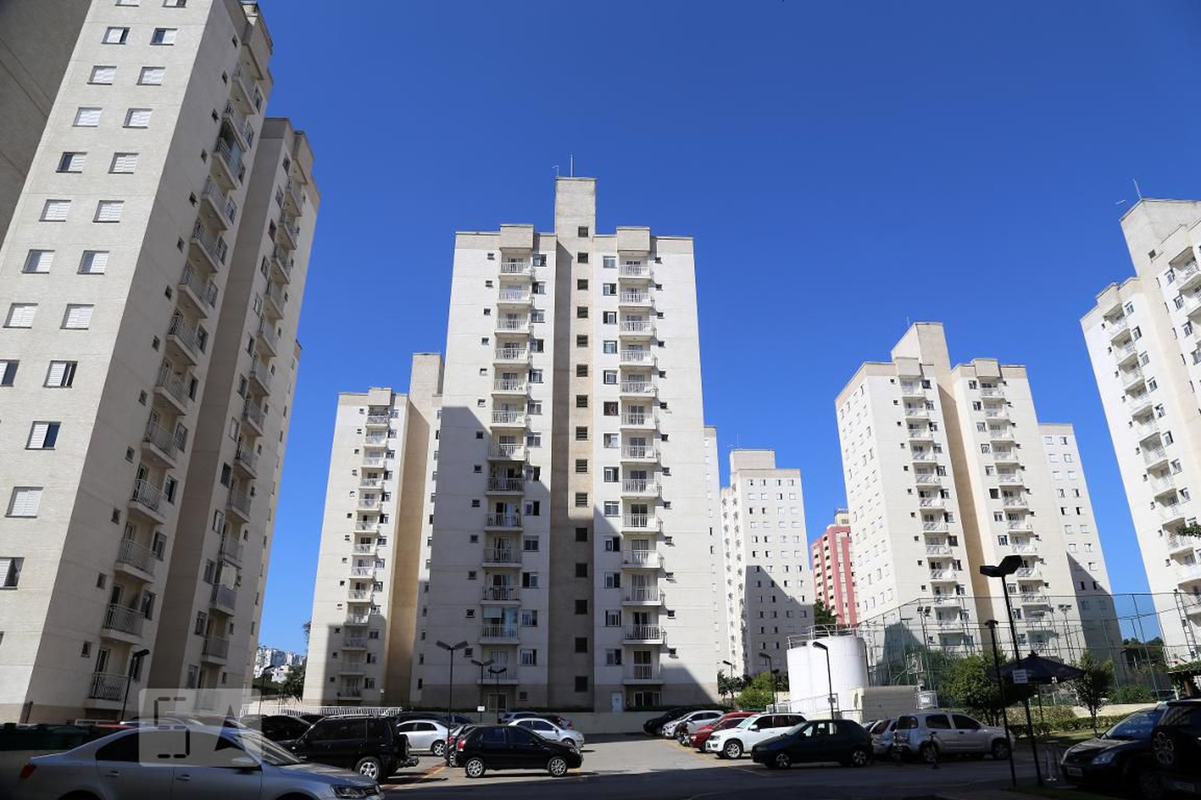 Fachada do Condomínio Condomínio Parque Das Orquídeas