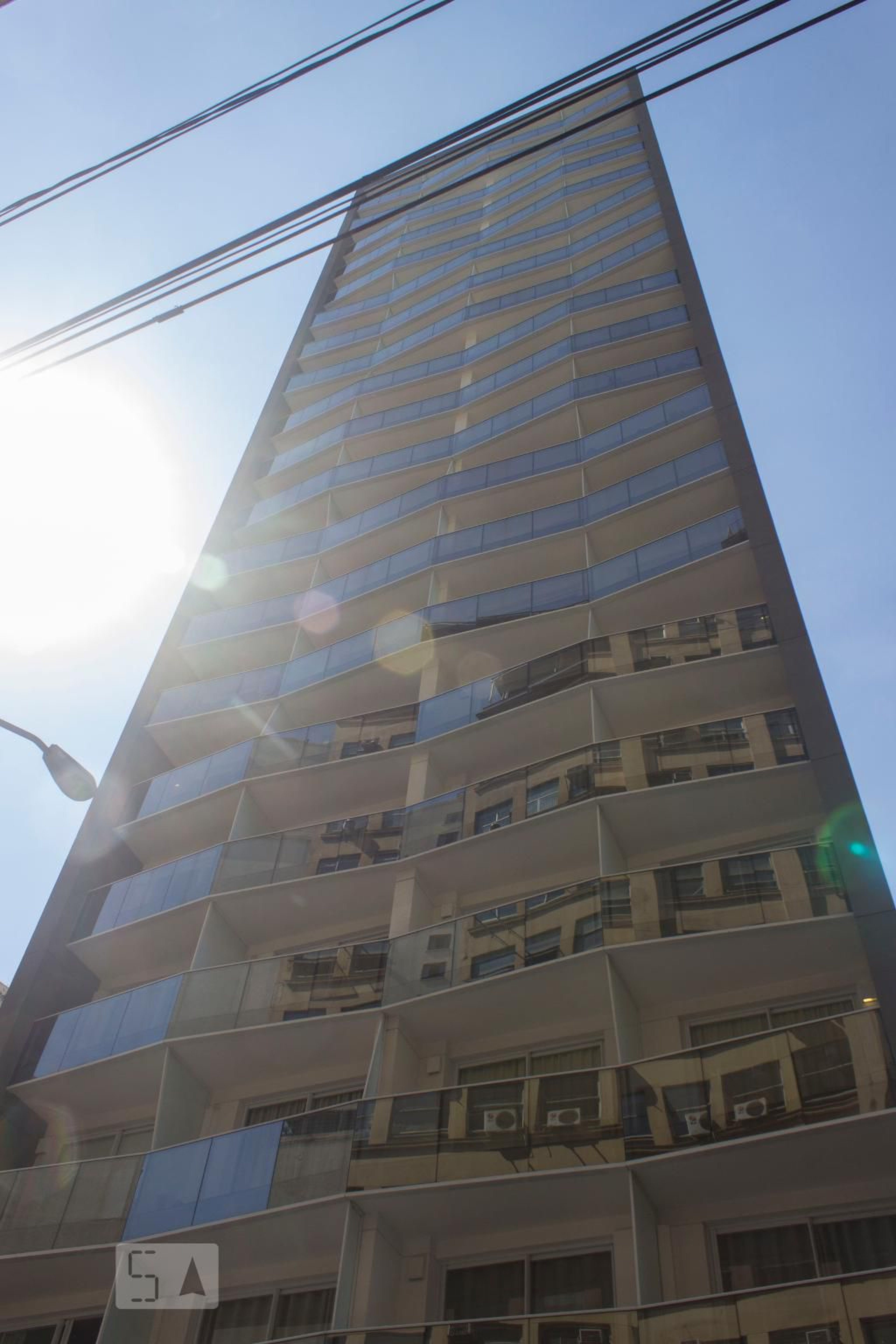 Fachada Condomínio em Rua Washington Luís, 186