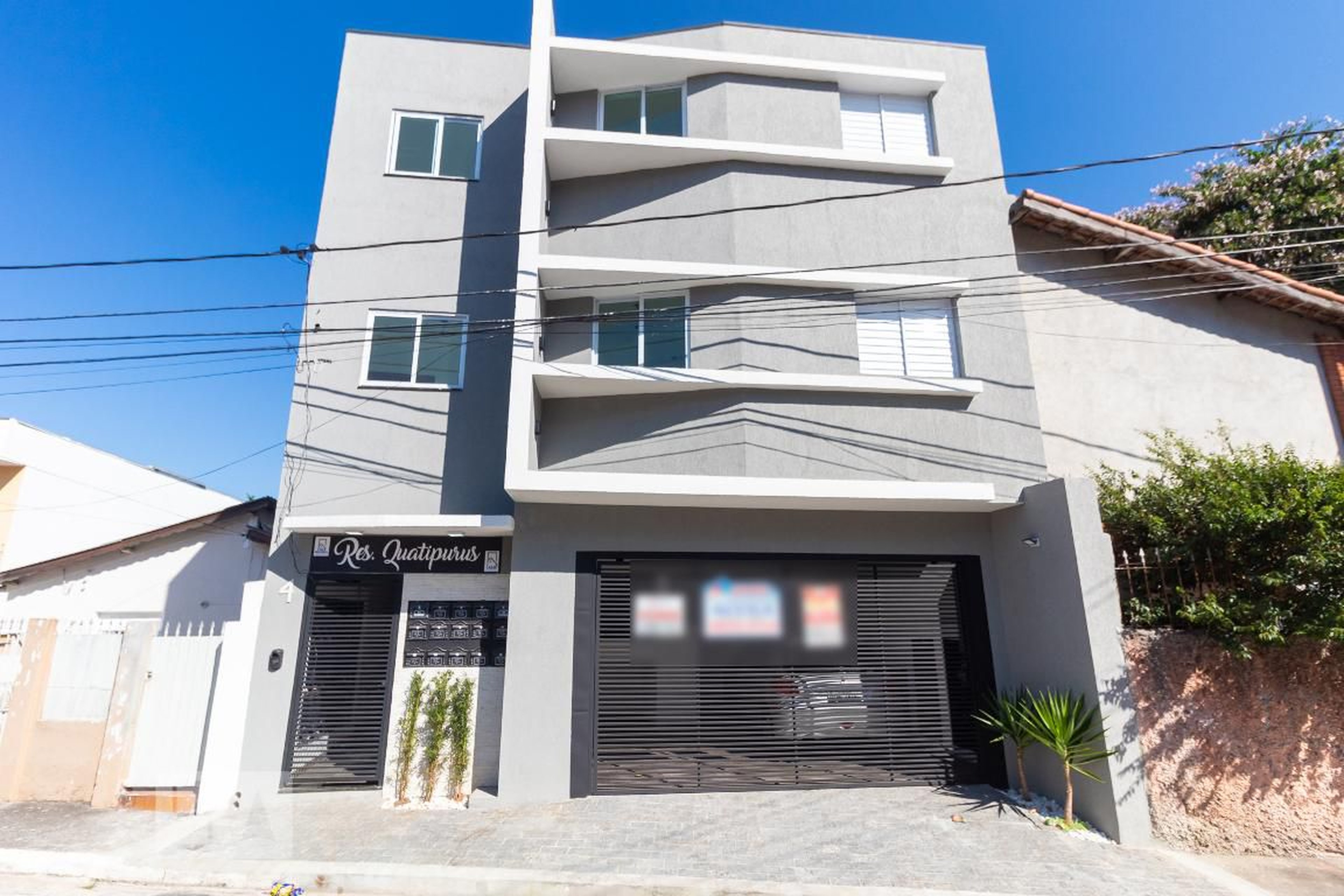 Fachada Condomínio em Rua Quatipurus, 10