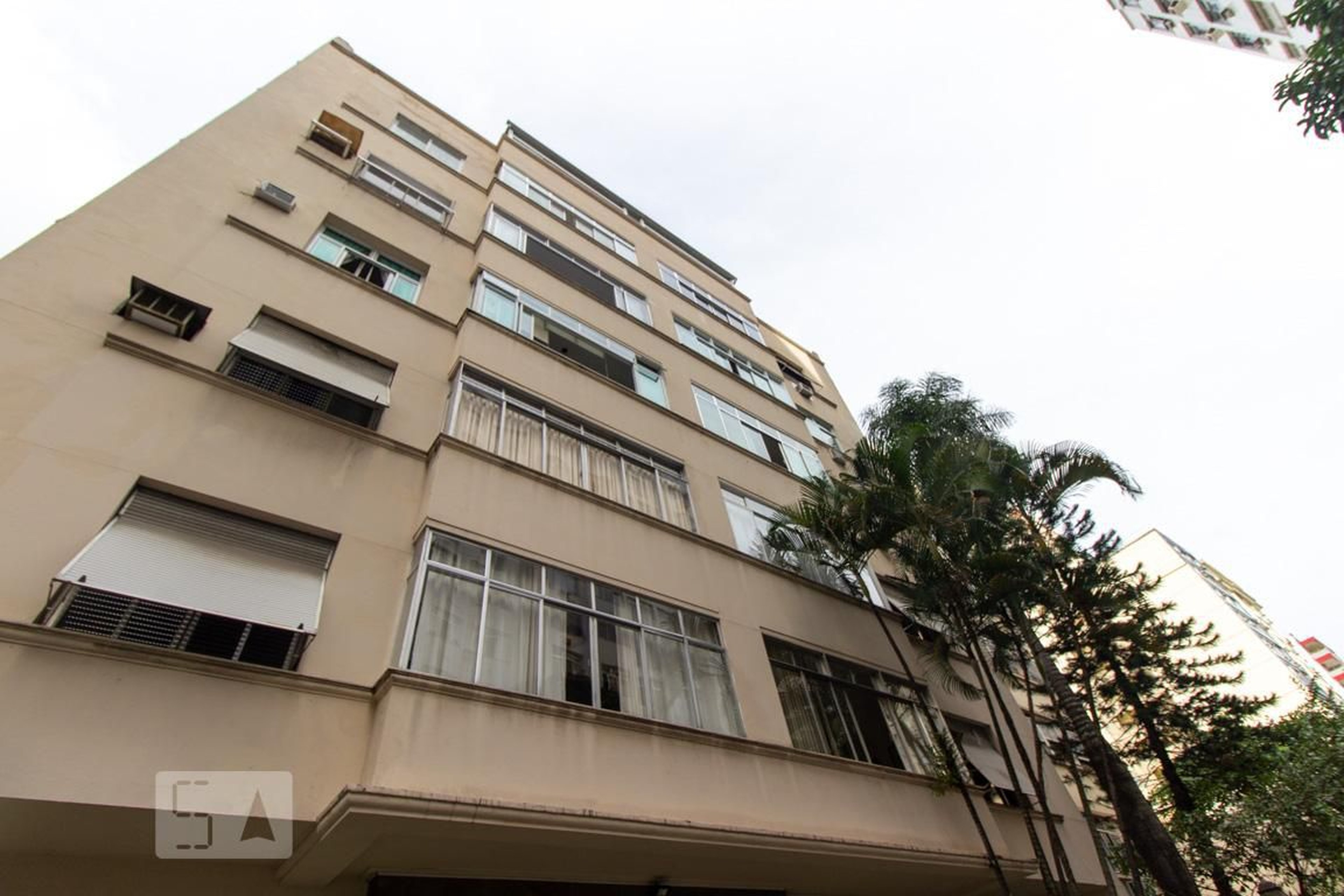 Fachada Condomínio em Rua Marquês de Abrantes, 147
