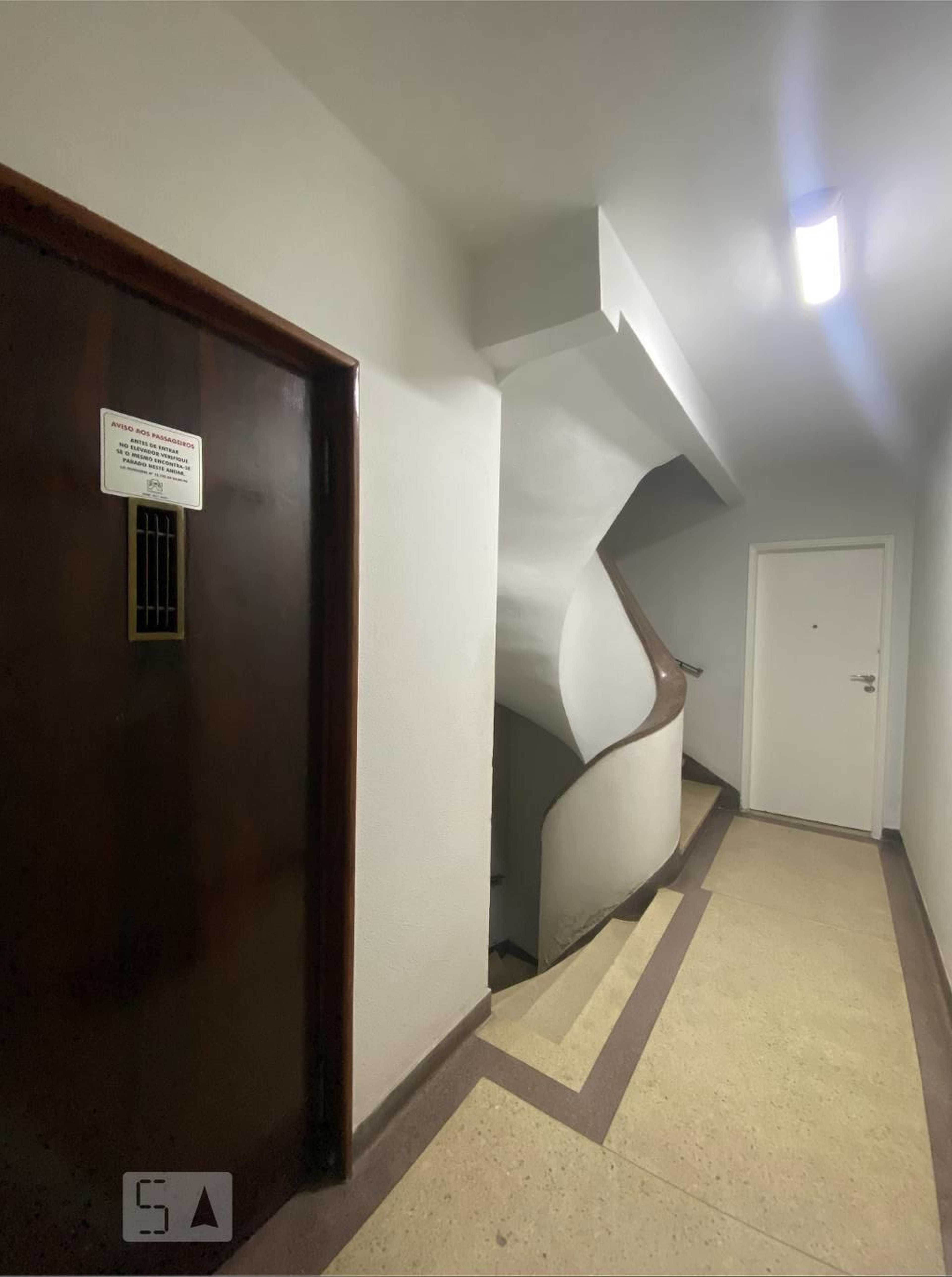 Hall do Prédio - Maira