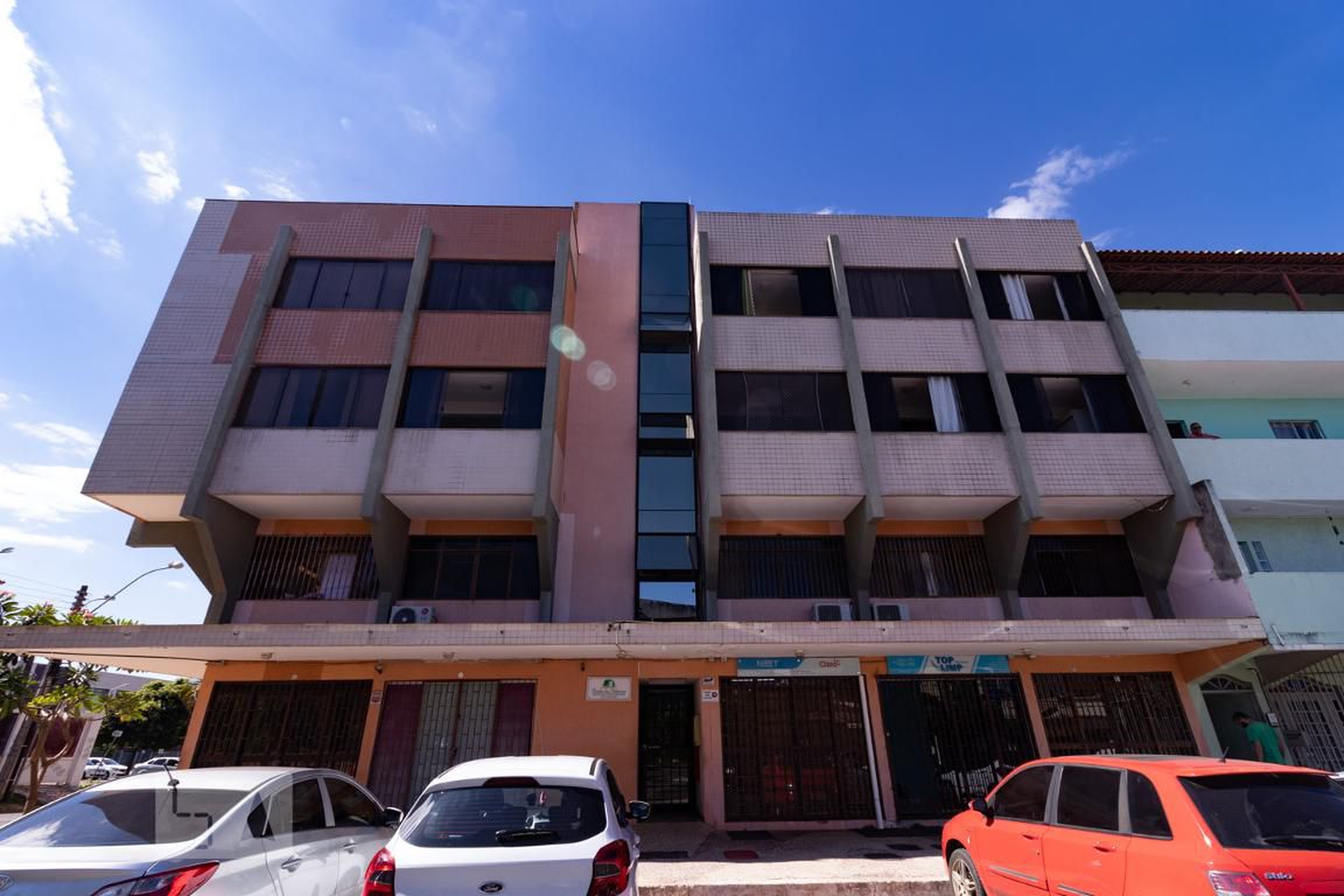 Fachada Condomínio em Quadra 02 Cls 2 A Bloco A, Lotes 05 e 06