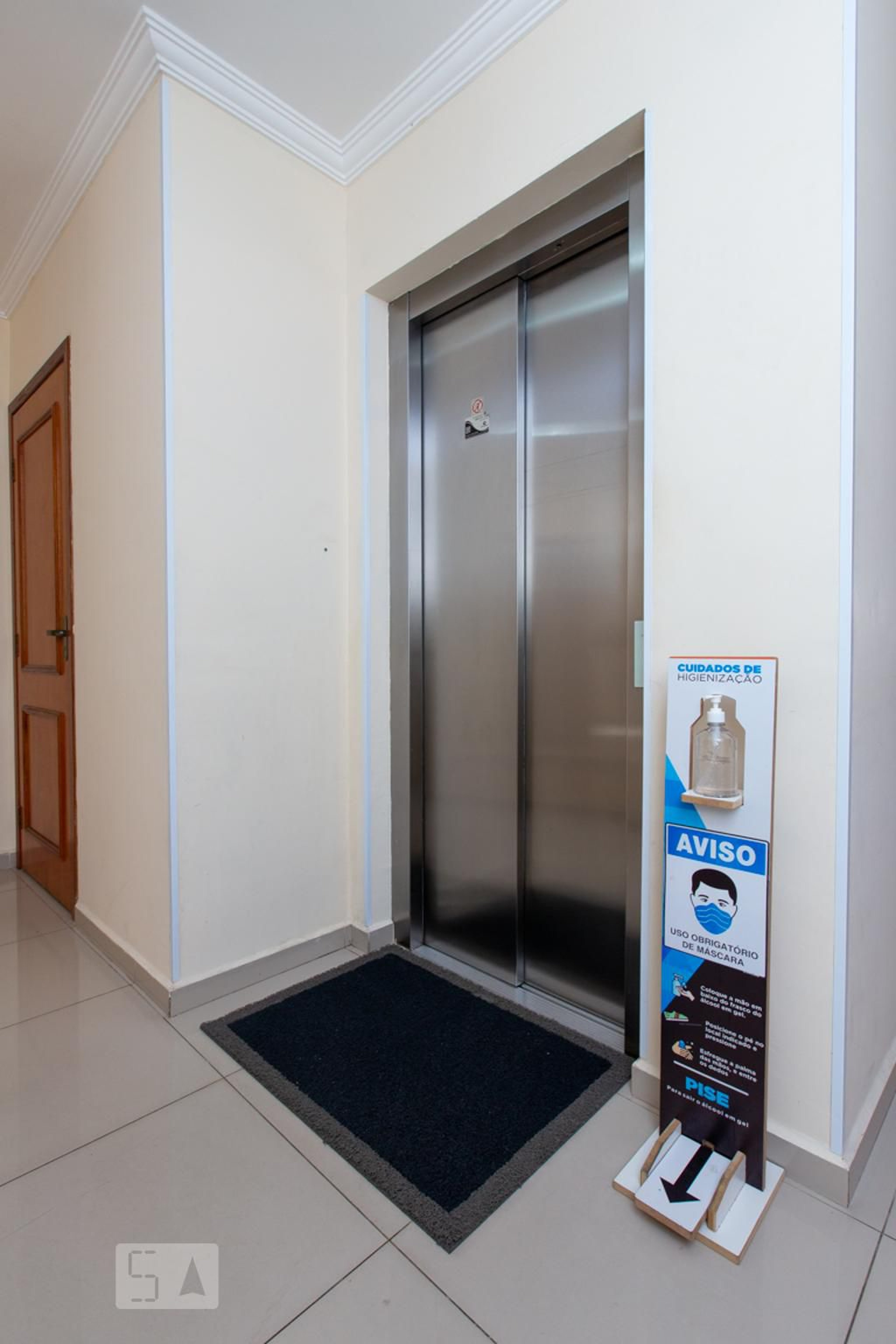 Elevador - Residencial Viena