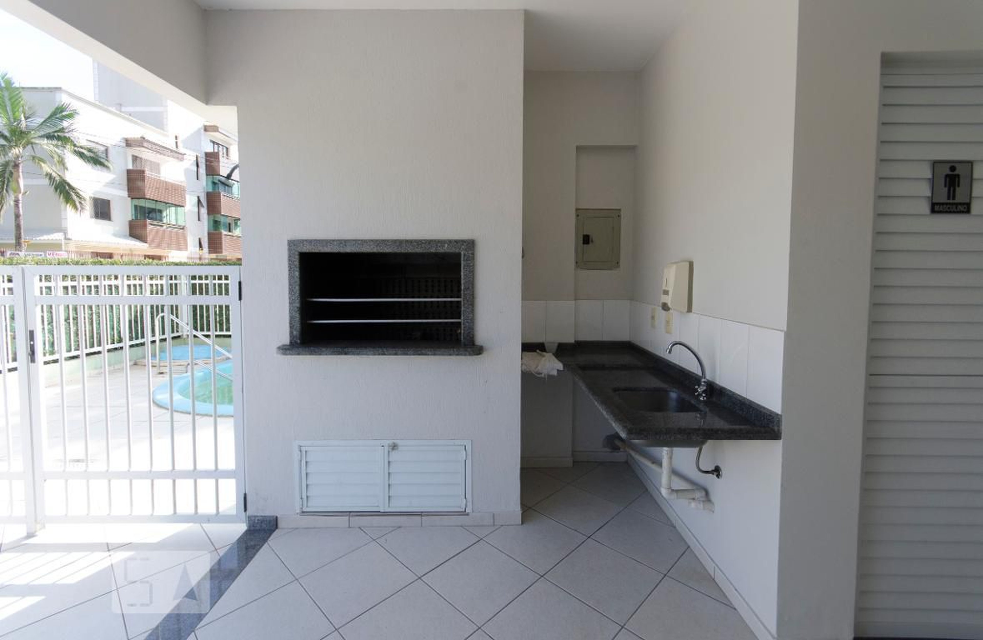 Churrasqueira - Baleia Branca