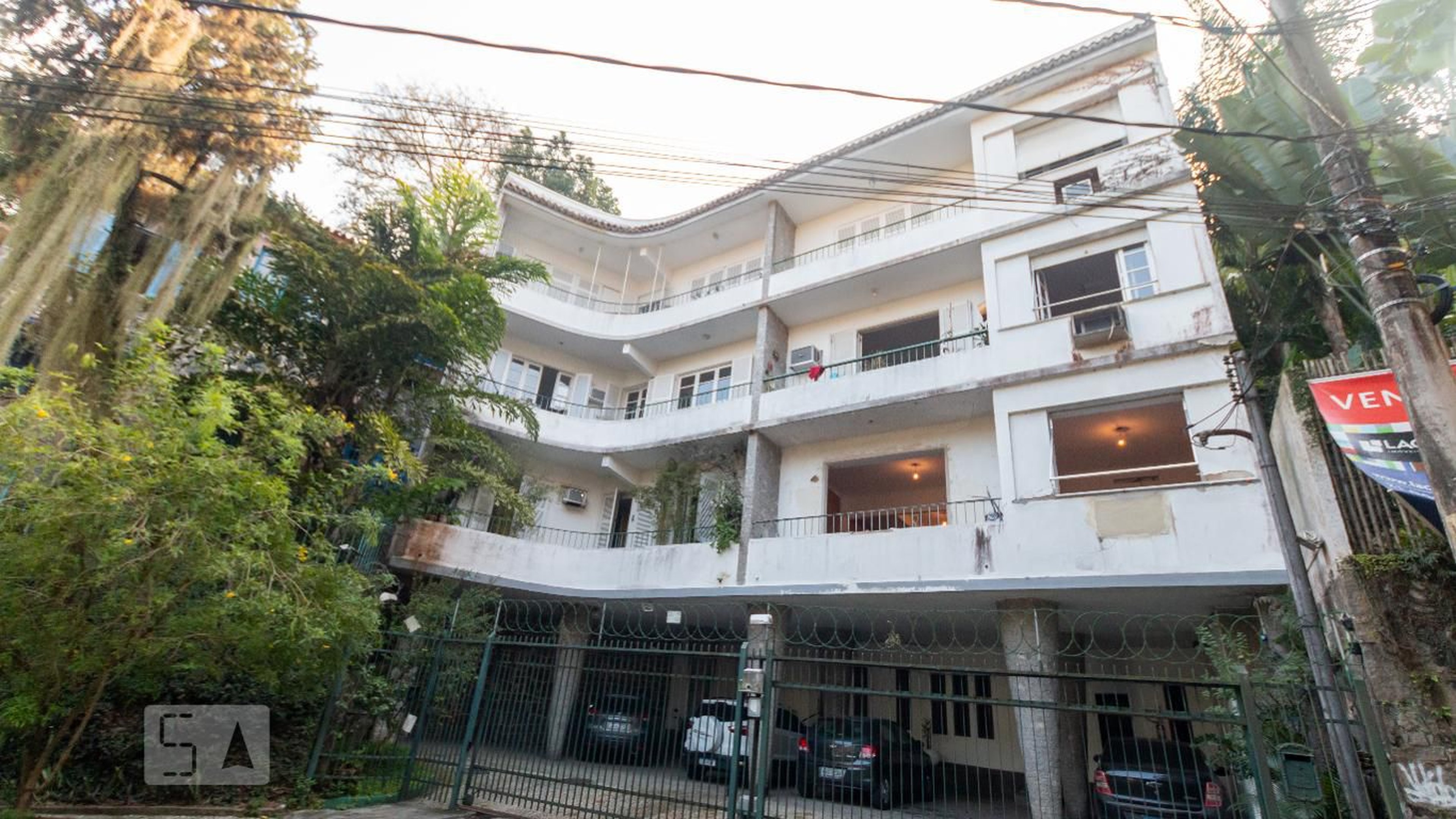 Fachada Condomínio Nenhum