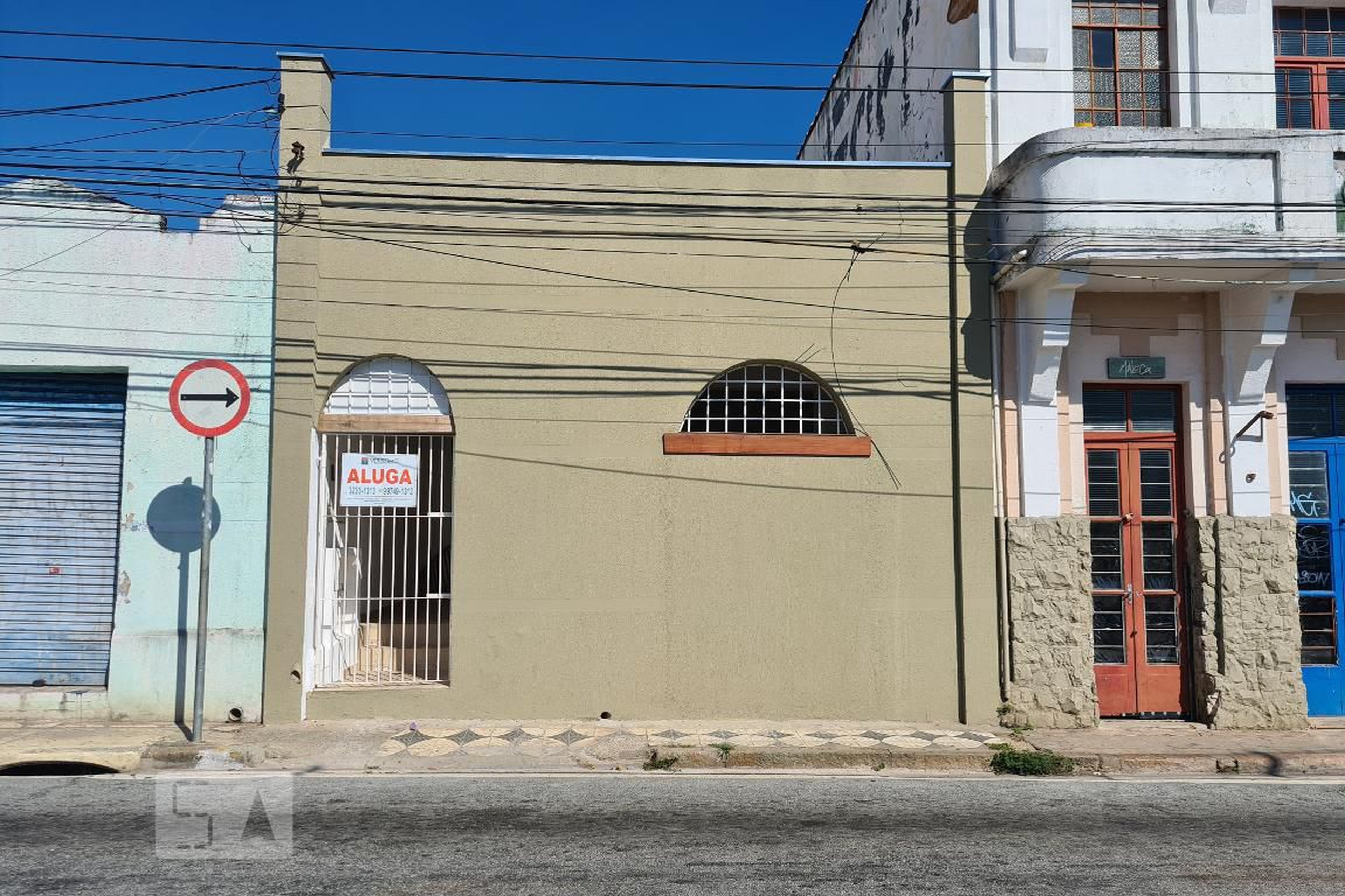 Fachada Condomínio em Rua Francisco Scarpa, 313