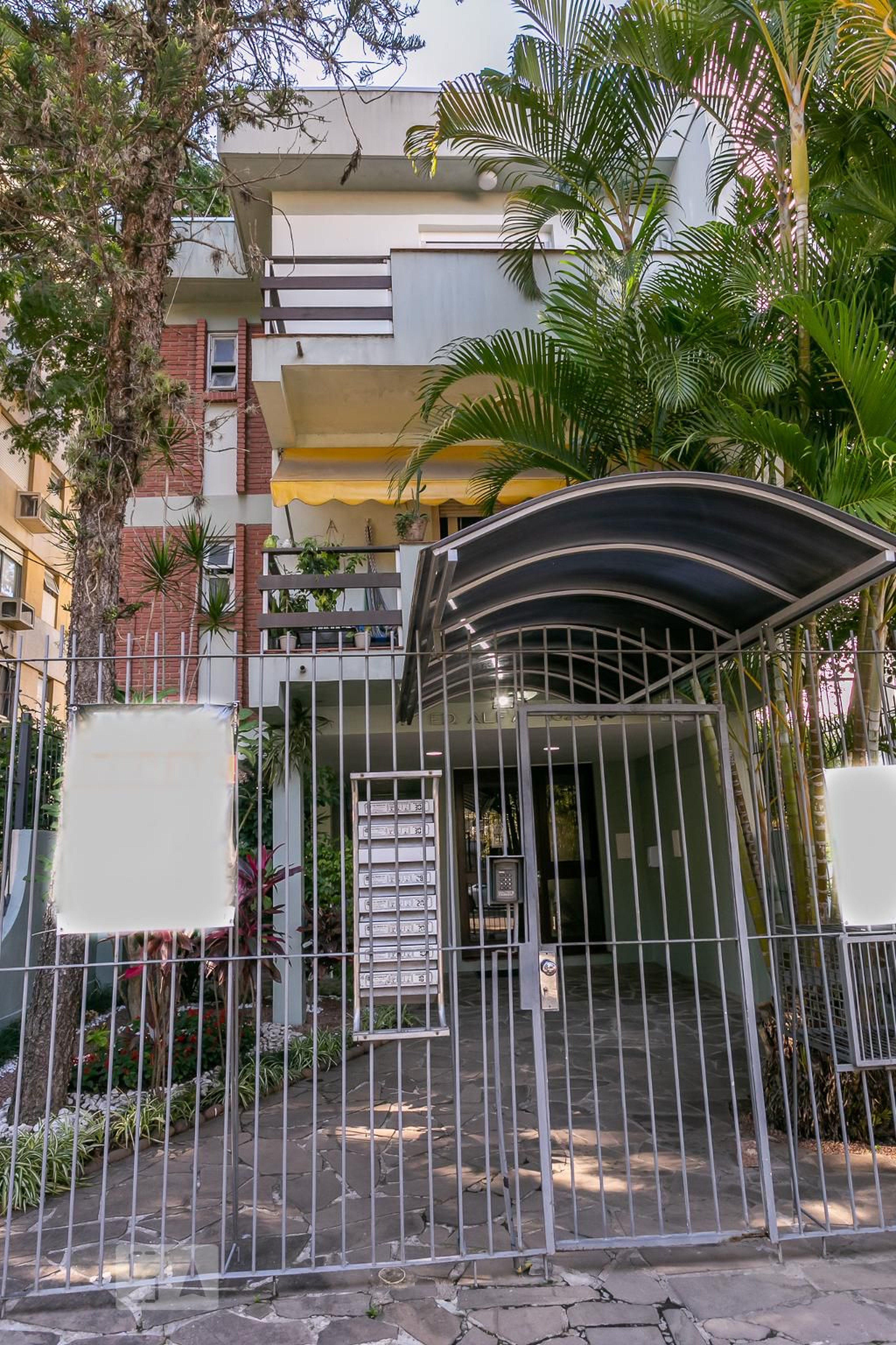 Fachada Condomínio em Avenida Coronel Lucas de Oliveira, 1626