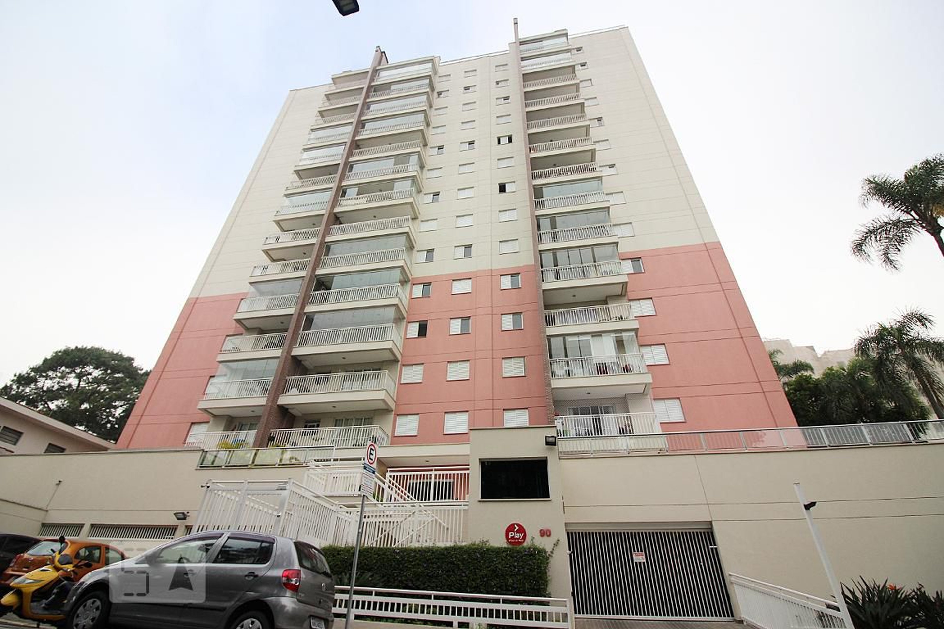 Fachada Residencial Play Praça da Moça