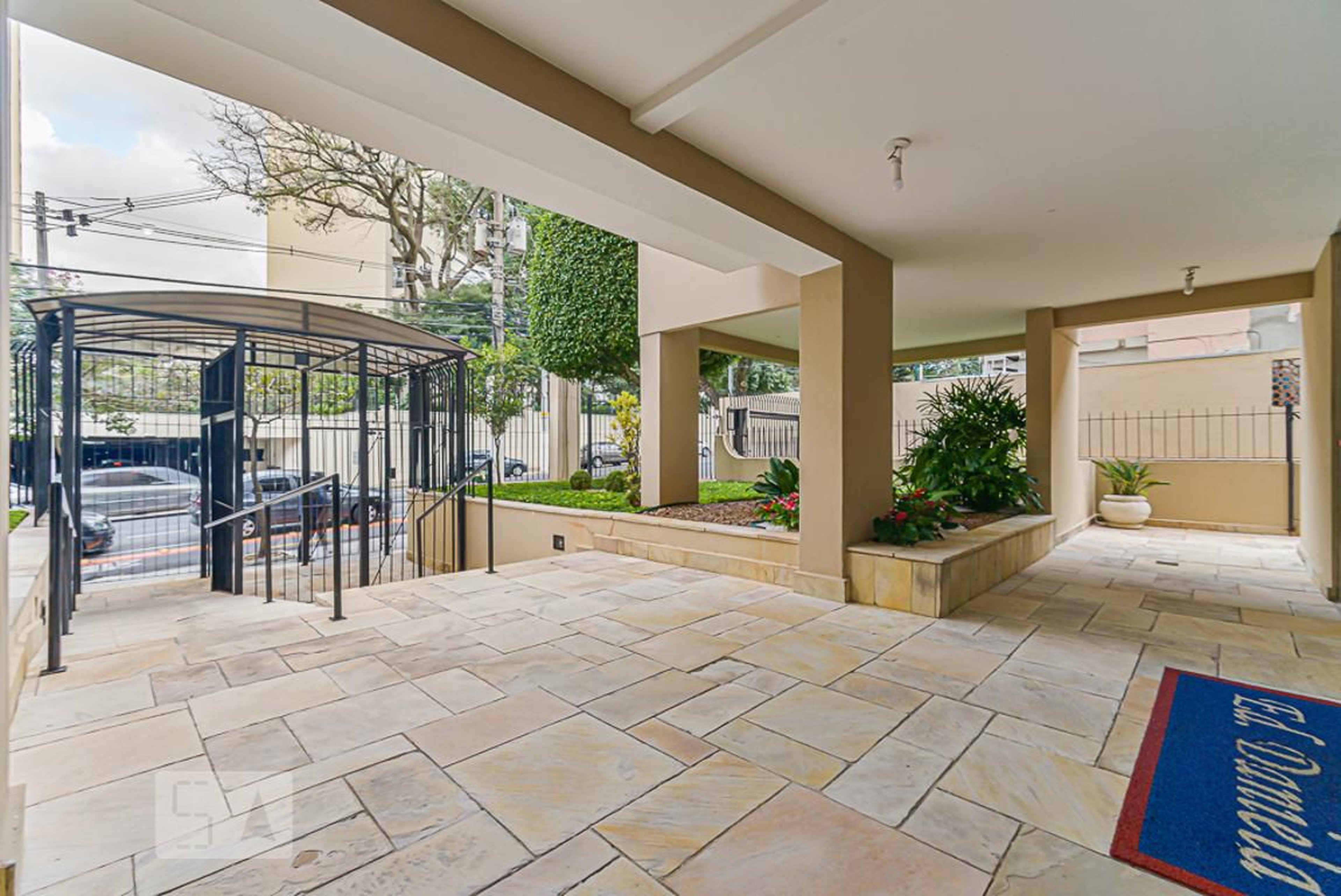 Entrada Social - Daniela