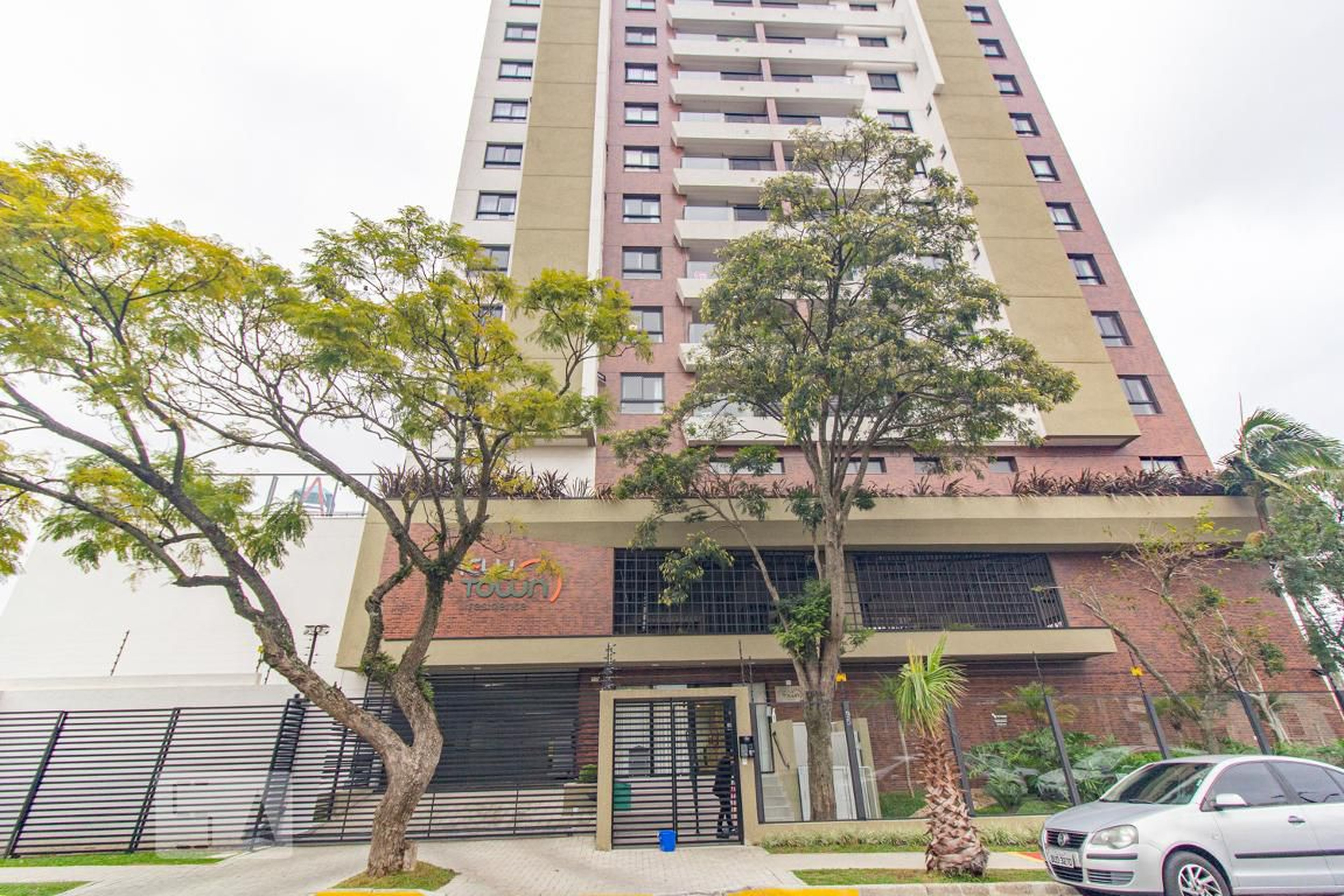 Fachada do Prédio Condomínio em Rua Bernardo Jacintho da Veiga, 95