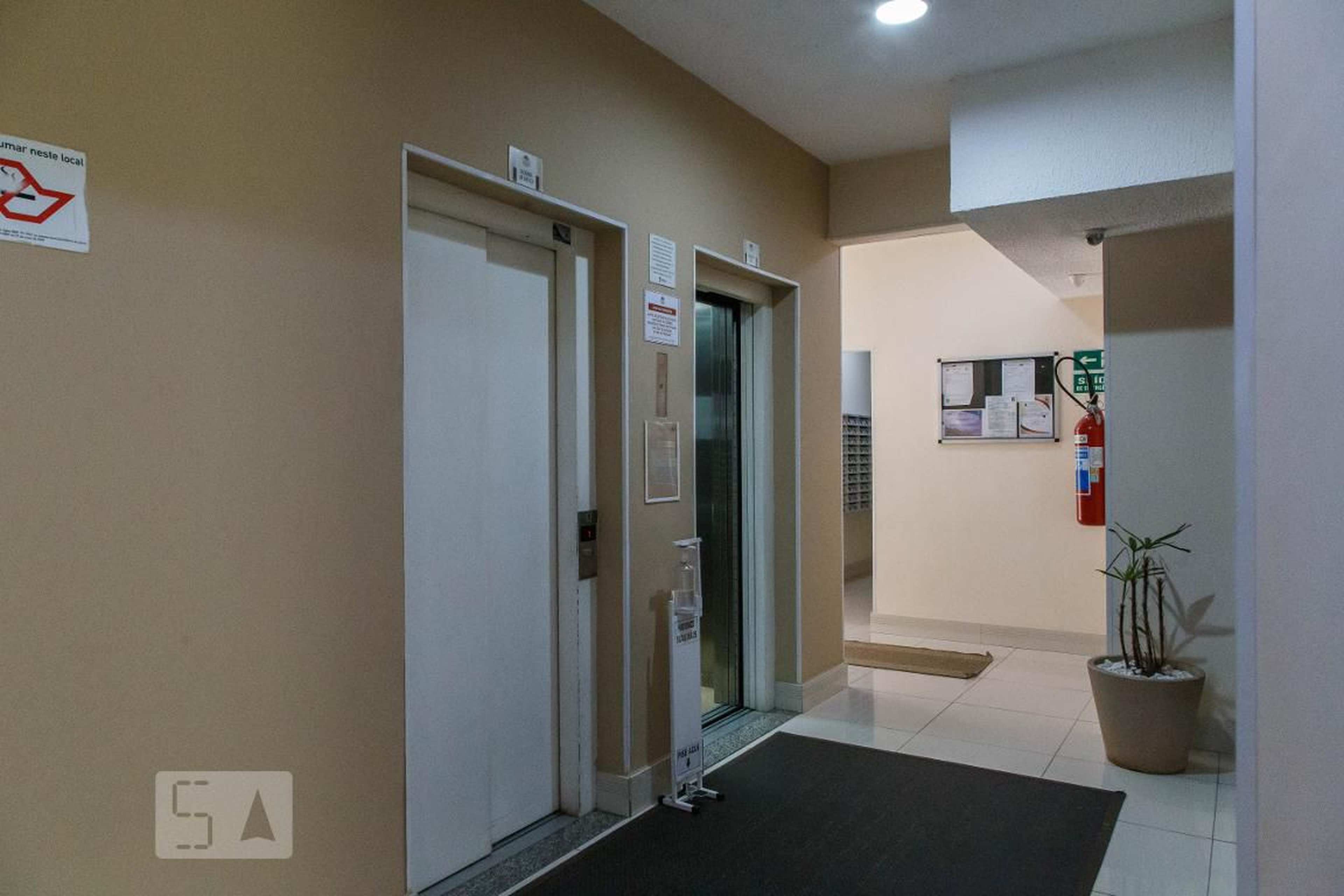 Hall de Entrada - Edifício Jacarandá