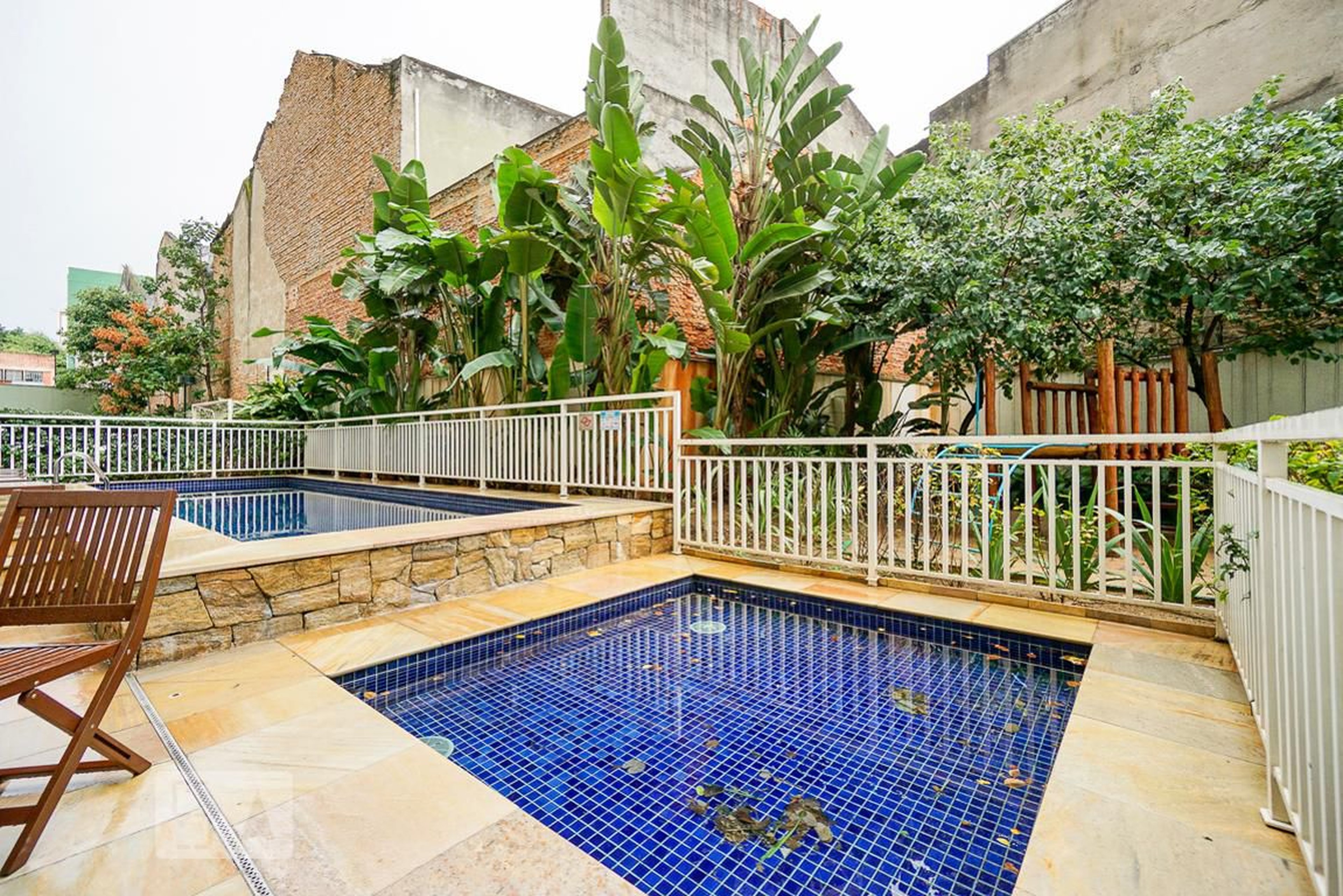 Piscina infantil - Edifício Criação