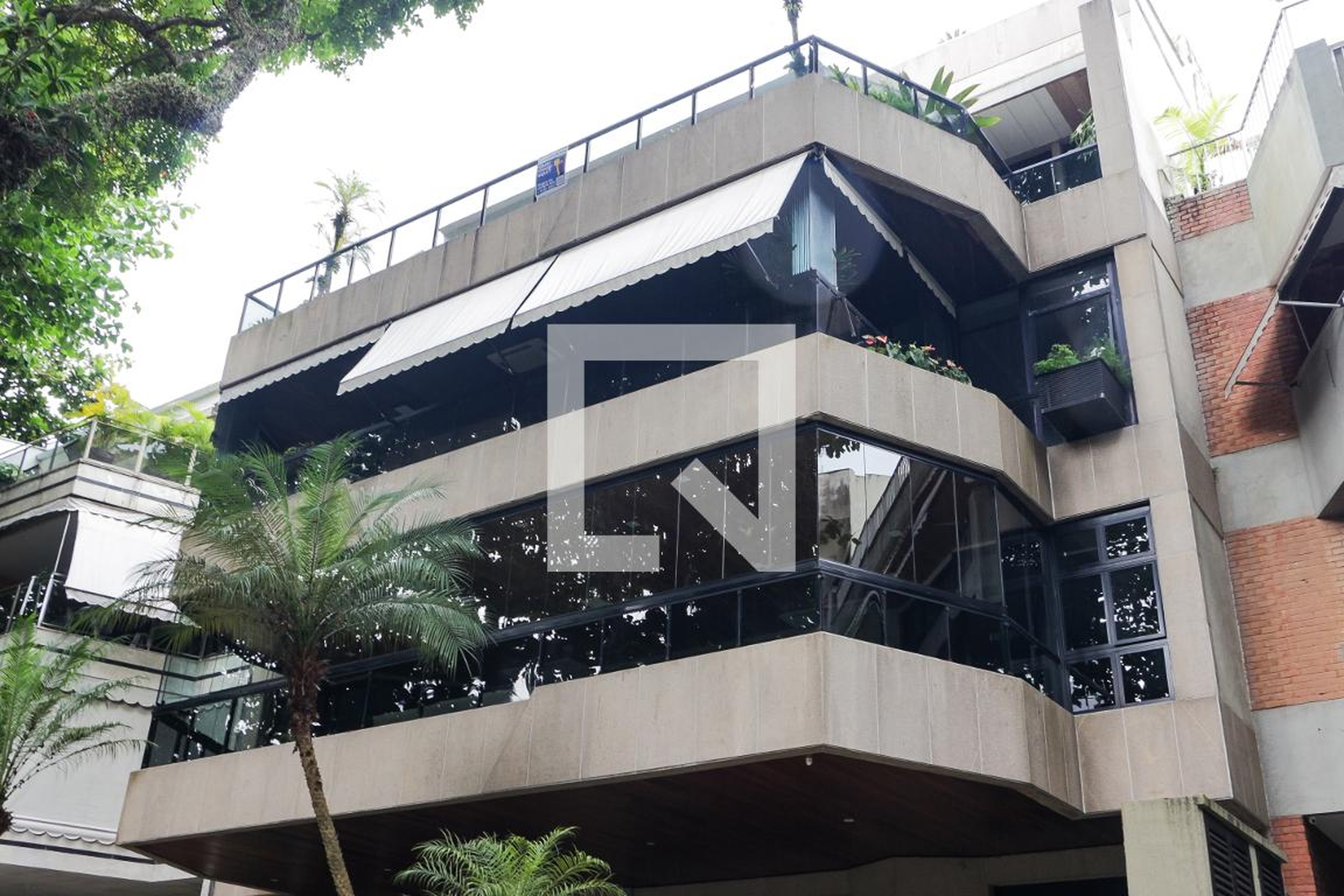 Fachada Condomínio Cap de Antibes