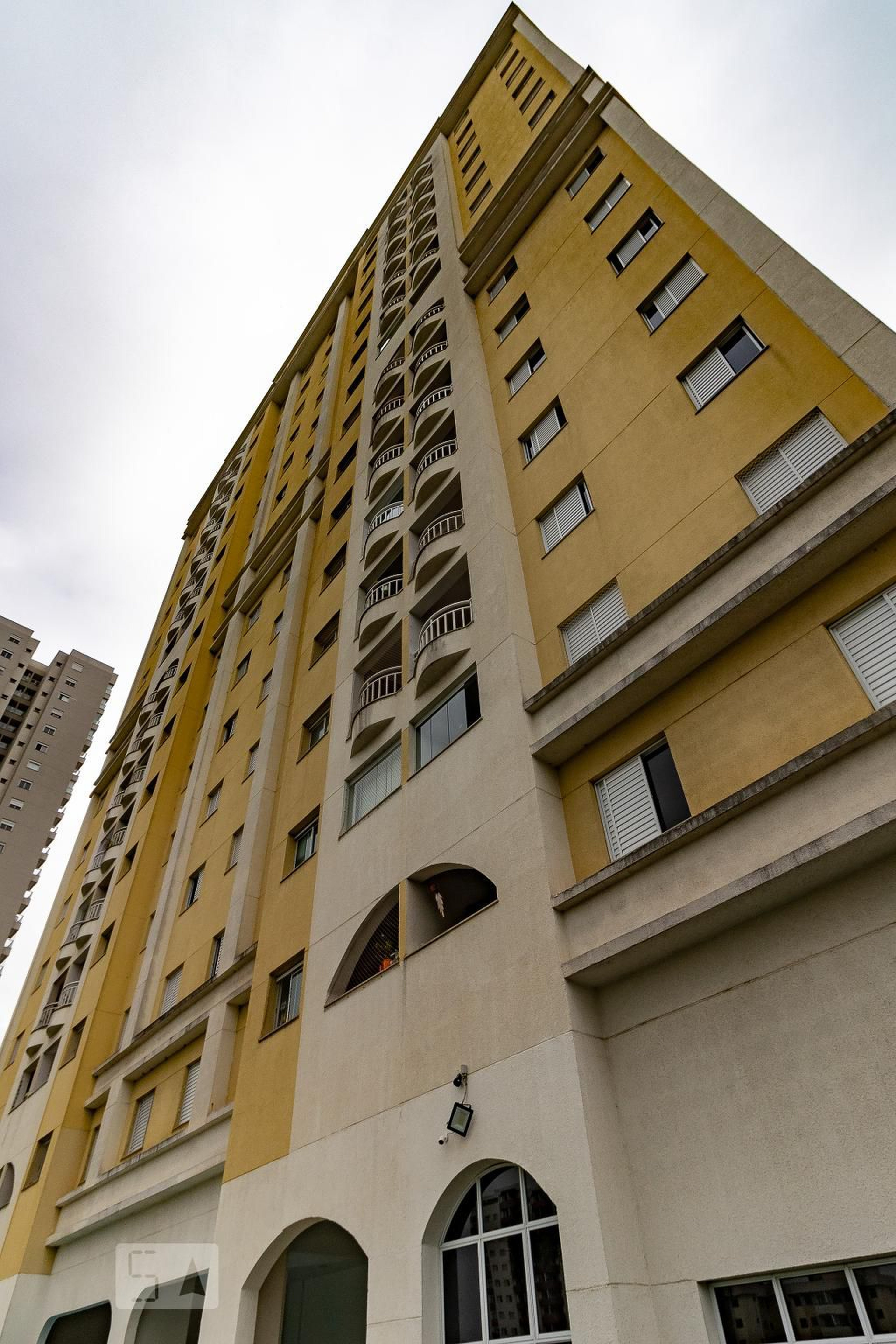 Fachada do Prédio Condomínio Piazza Strauss