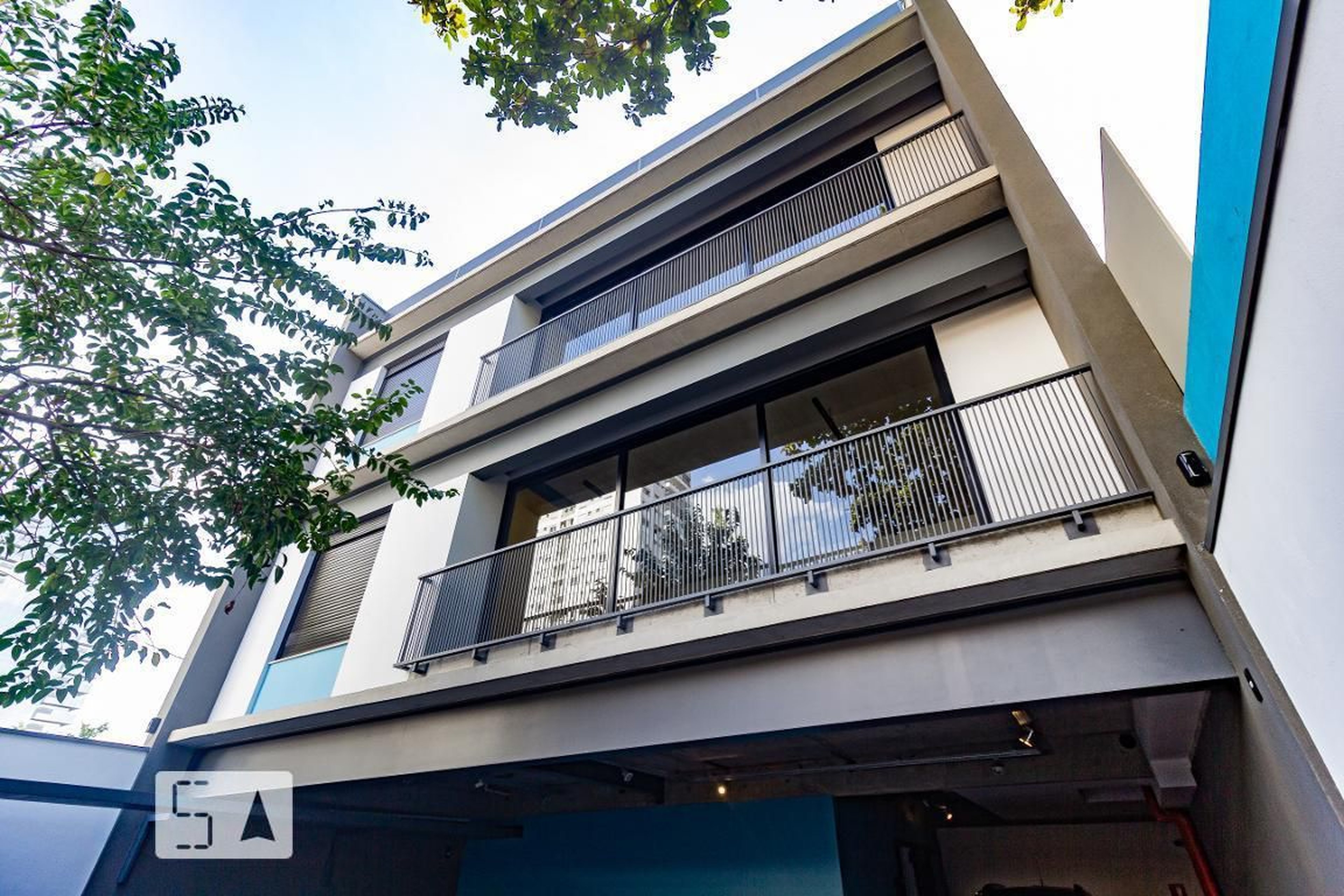 Fachada Edifício Amendoeira