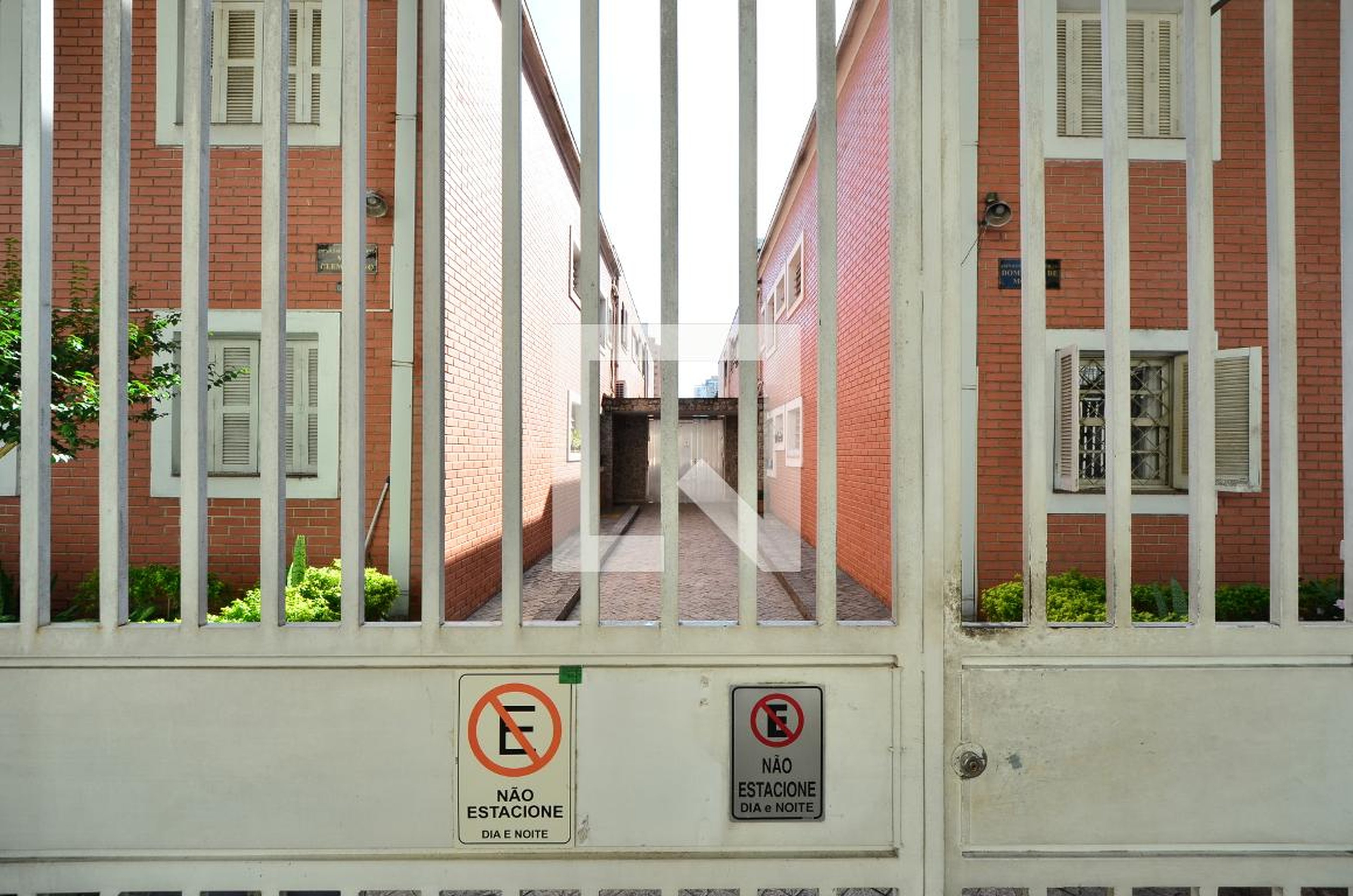 Fachada Edifício Domingos de Moraes e V Clementino