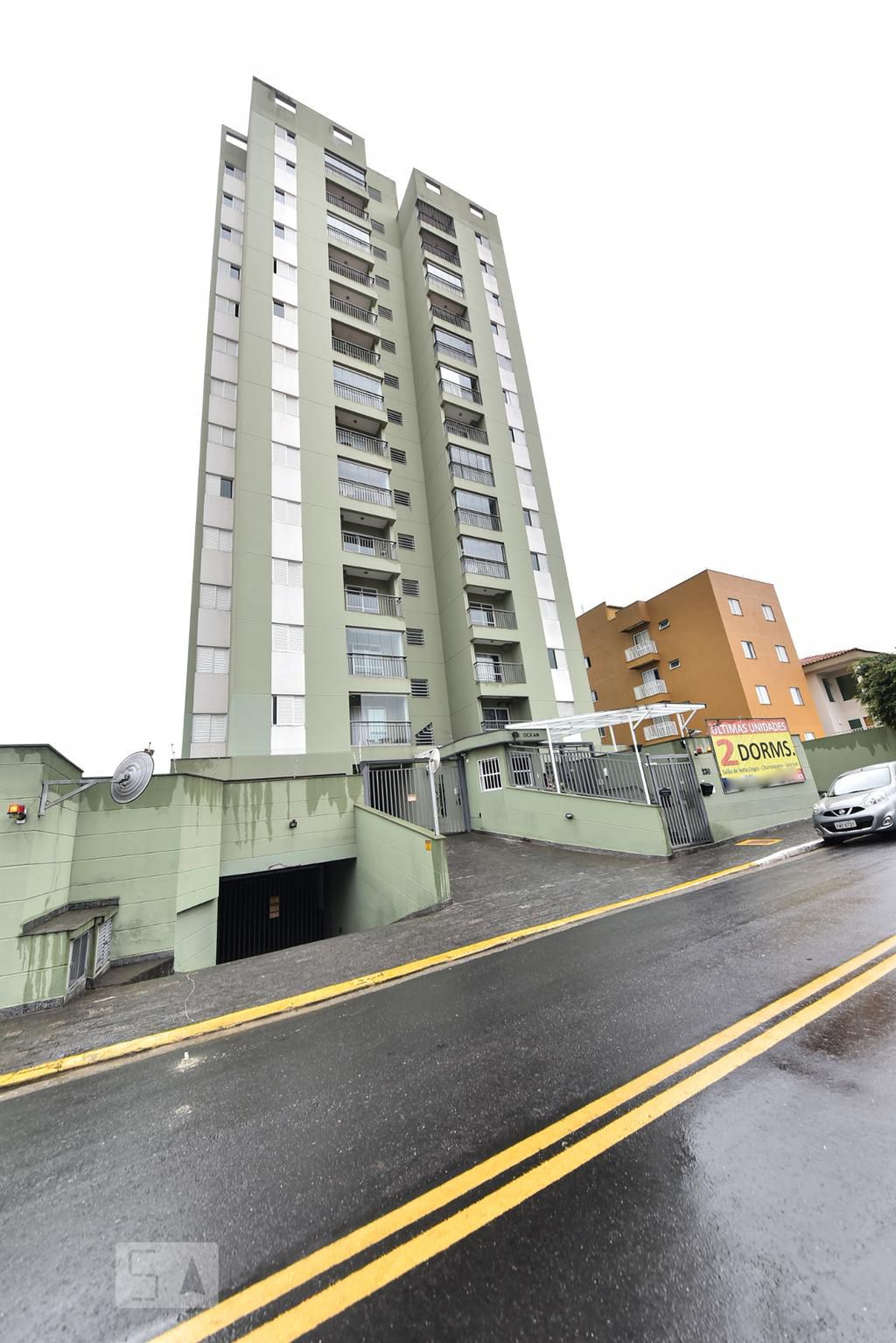 Fachada Condomínio em Rua Doutor Castelo Branco, 437