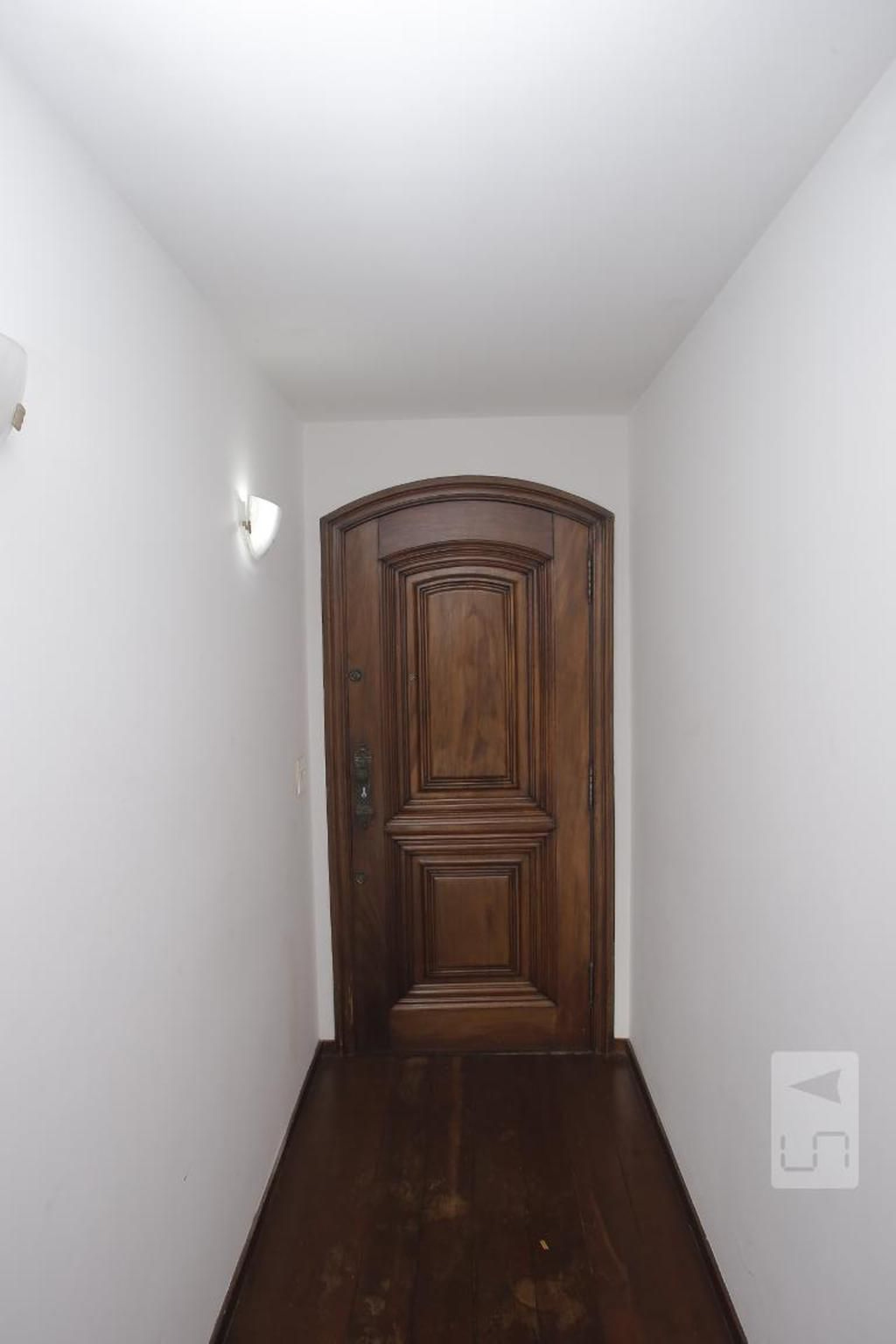 Entrada Condomínio em Rua João Alfredo, 51