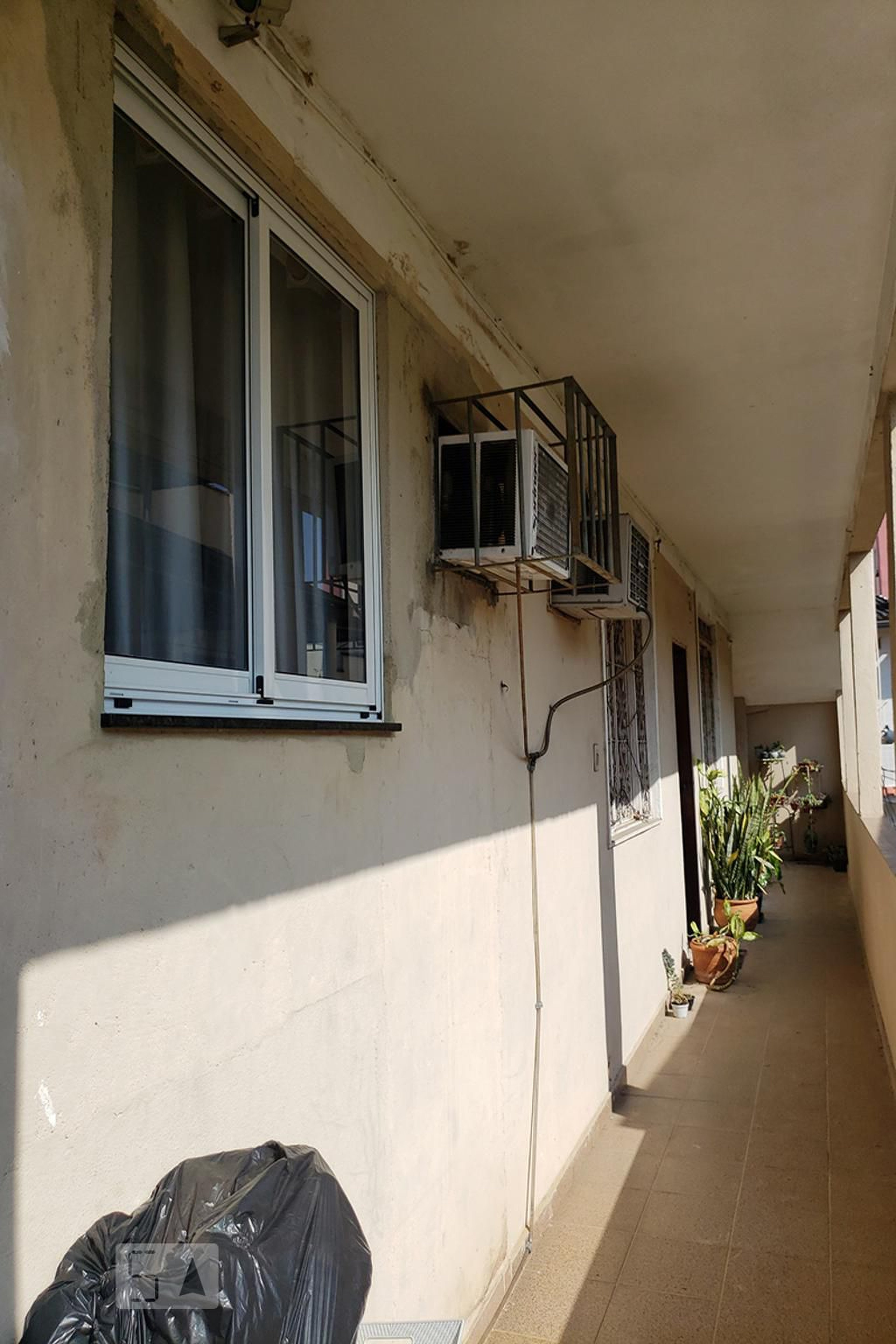 Fachada Condomínio em Rua Dona Eugênia, 49