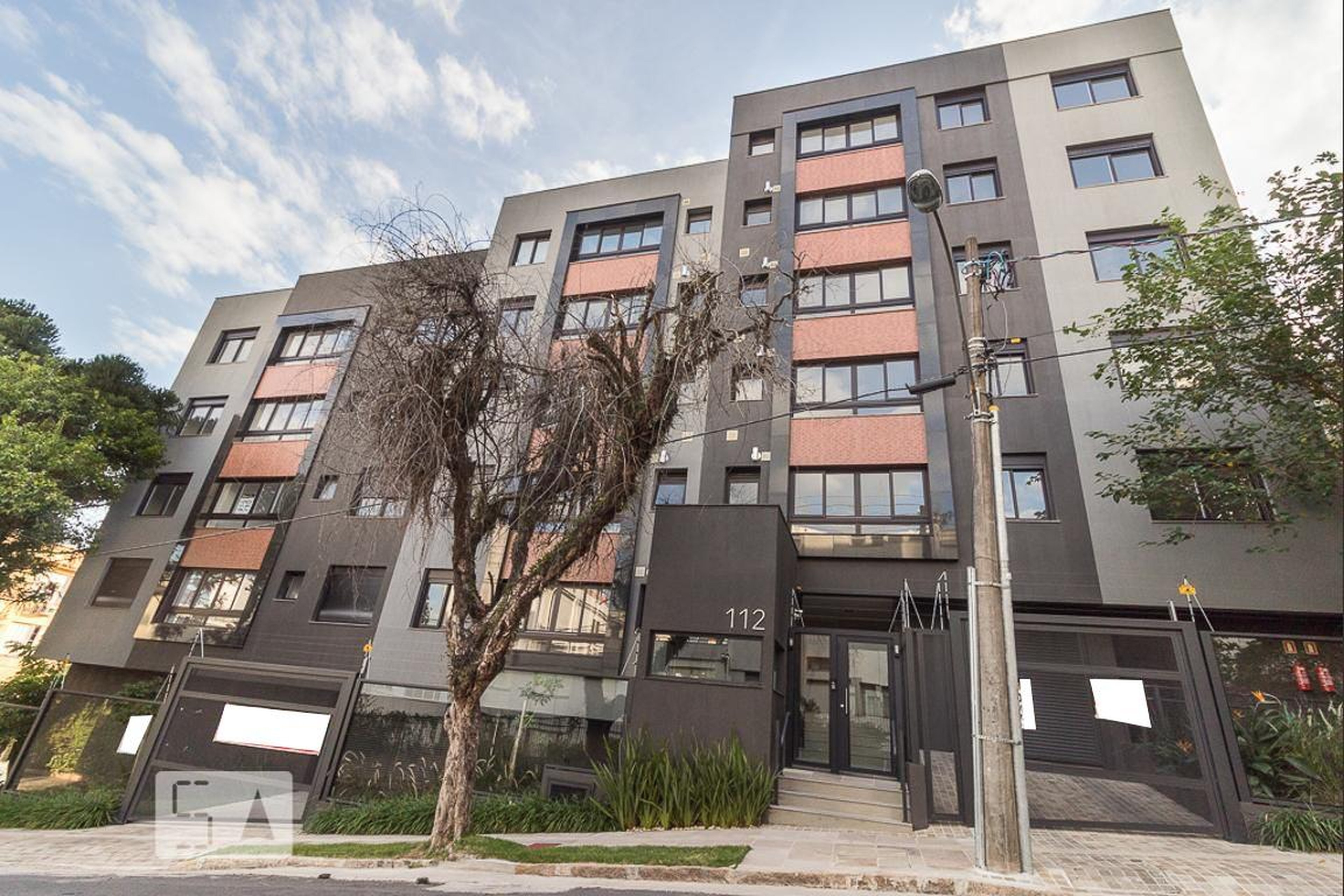 Fachada do Condomínio Condomínio Edifiico Juliana