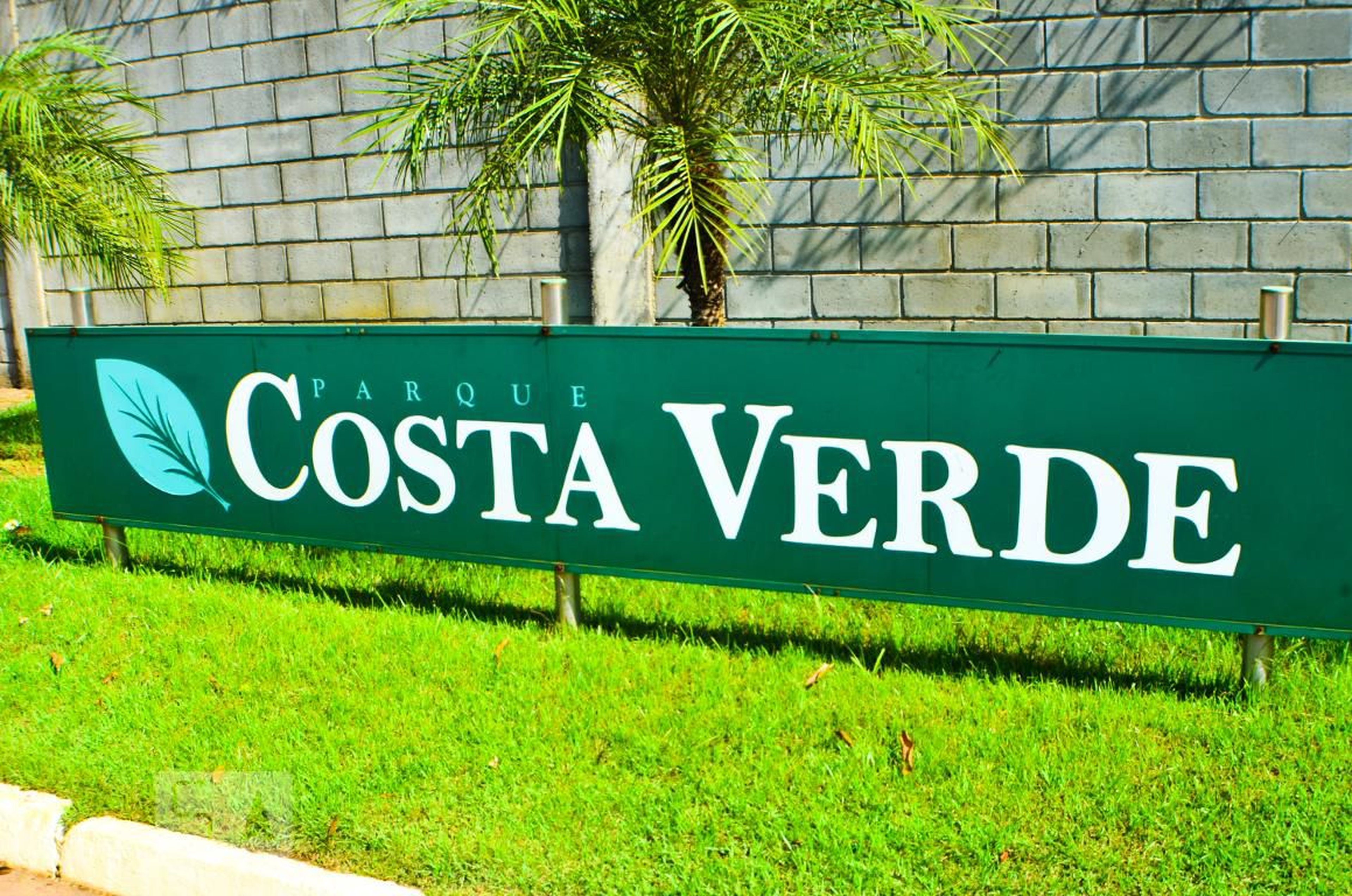 Fachada do Condomínio Condomínio Parque Costa Verde