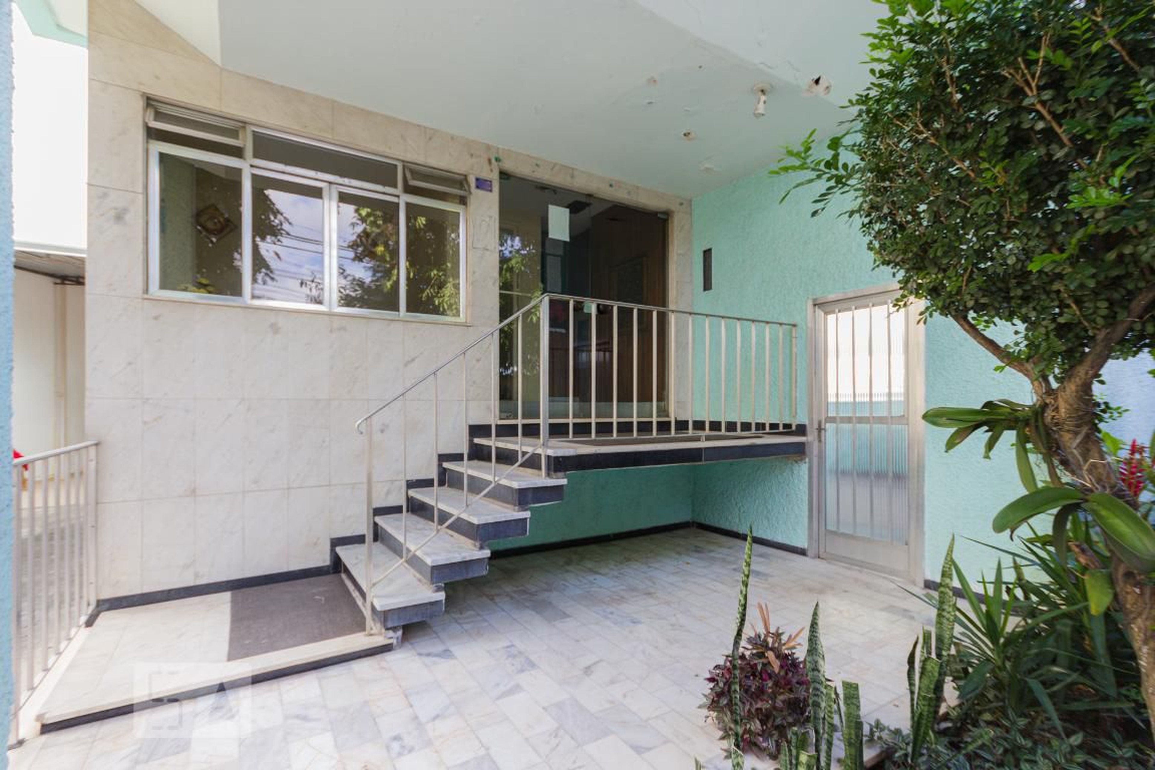 Fachada Condomínio em Rua Godofredo Viana, 413